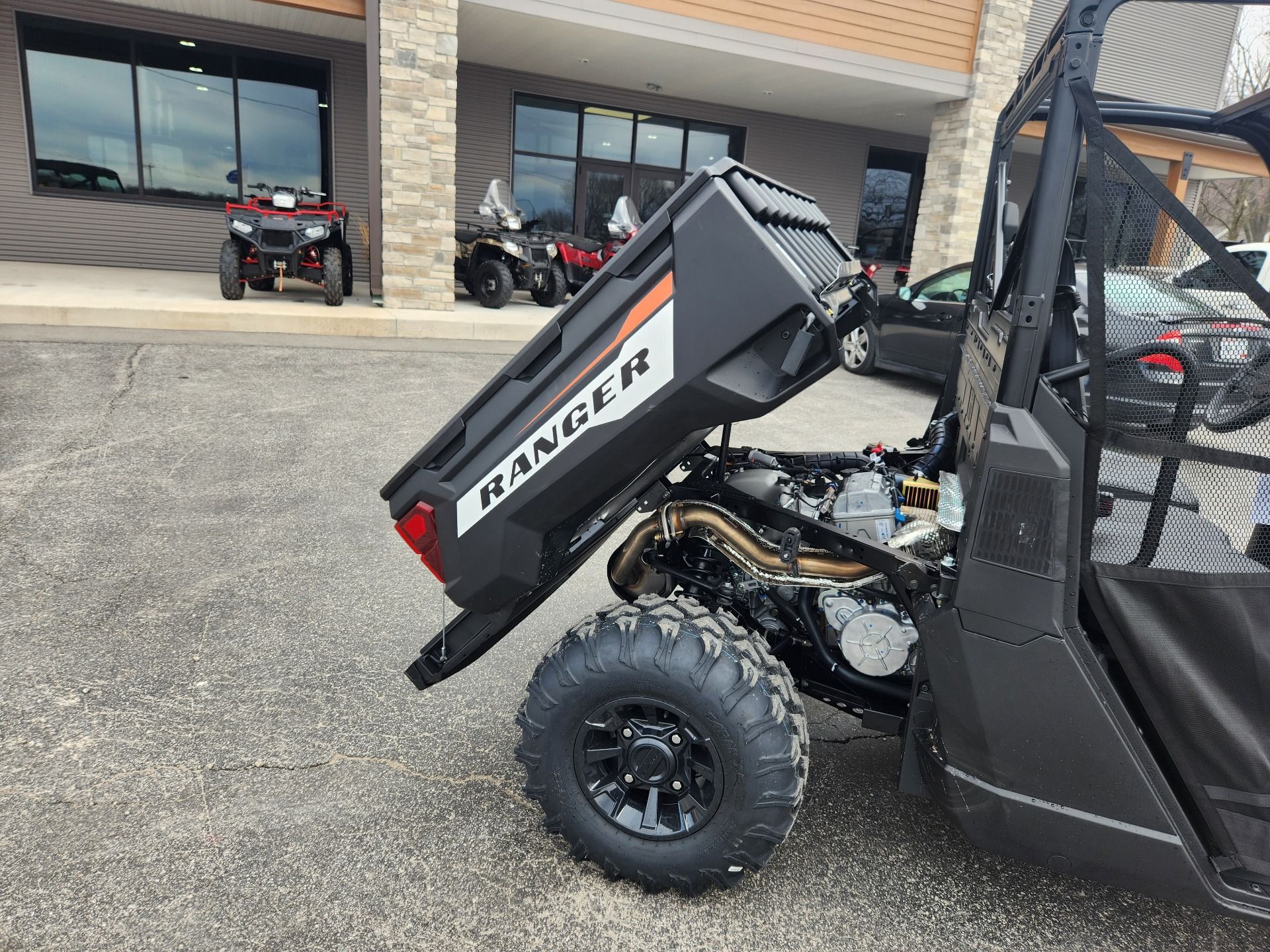 2025 Polaris Ranger 1000 Premium in Fond Du Lac, Wisconsin - Photo 4