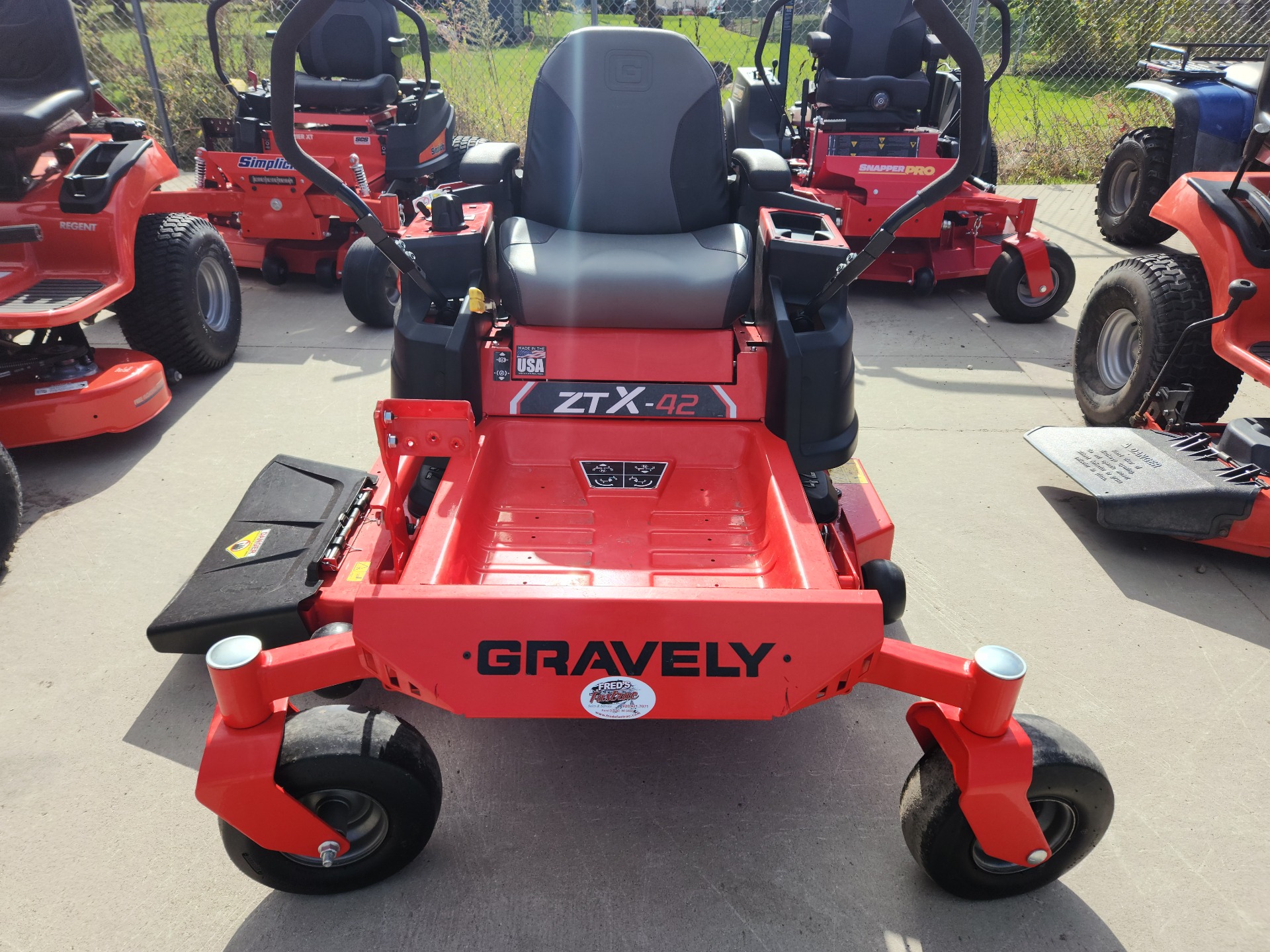 2019 Gravely USA ZT X 42 in. Kohler 7000 24 hp in Fond Du Lac, Wisconsin - Photo 2