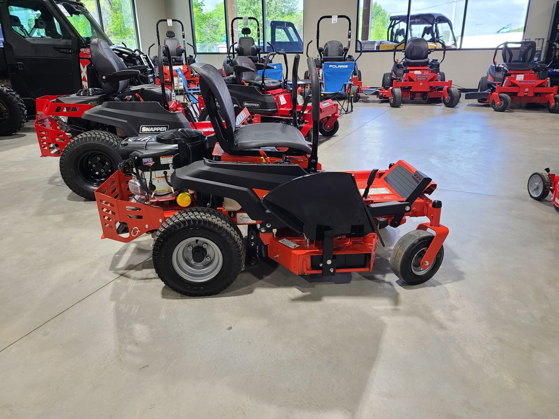 2021 Simplicity Courier 36 in. B&S Professional Series 23 hp in Fond Du Lac, Wisconsin - Photo 4