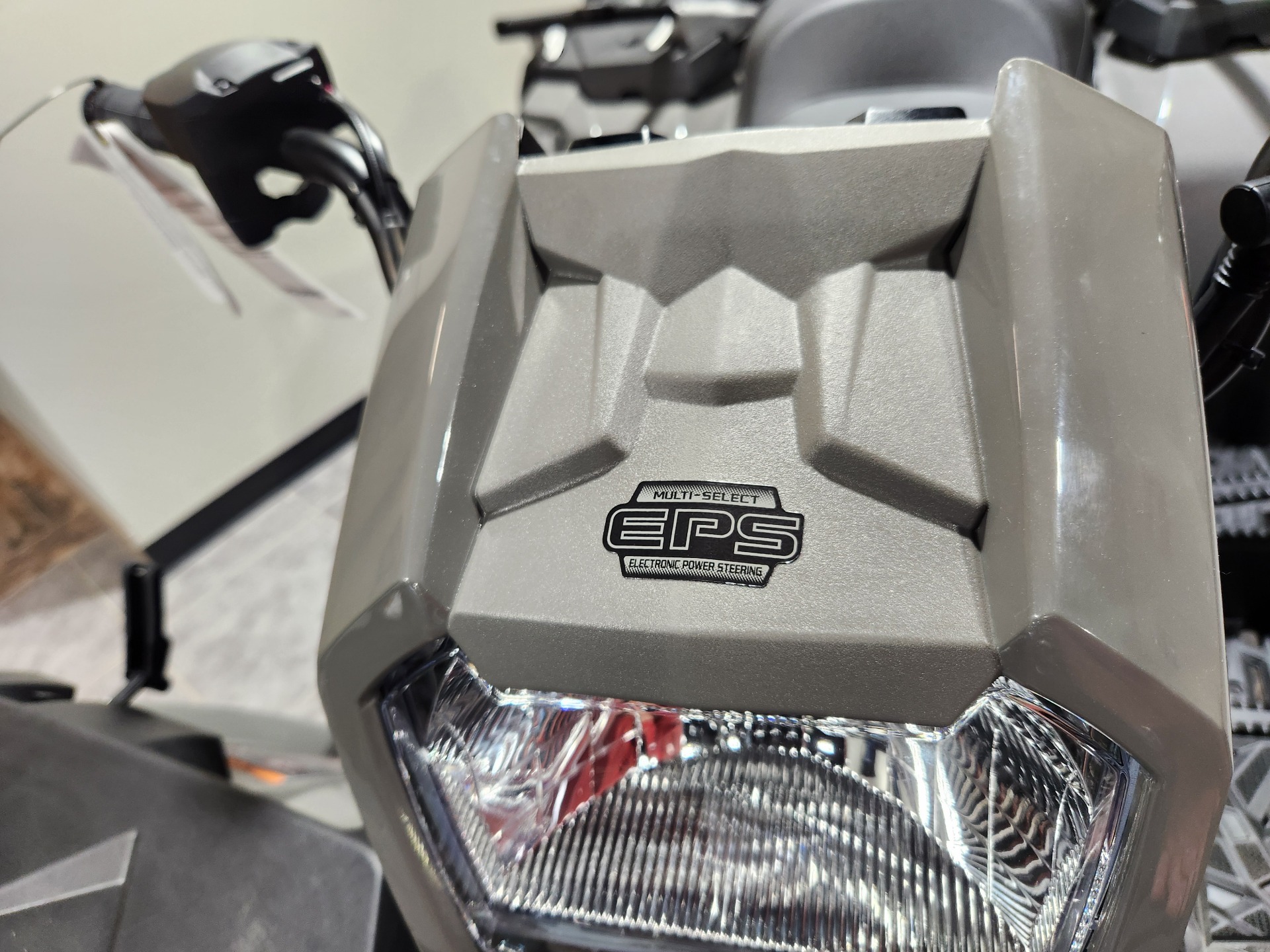 2024 Polaris Sportsman Touring 570 EPS in Fond Du Lac, Wisconsin - Photo 11