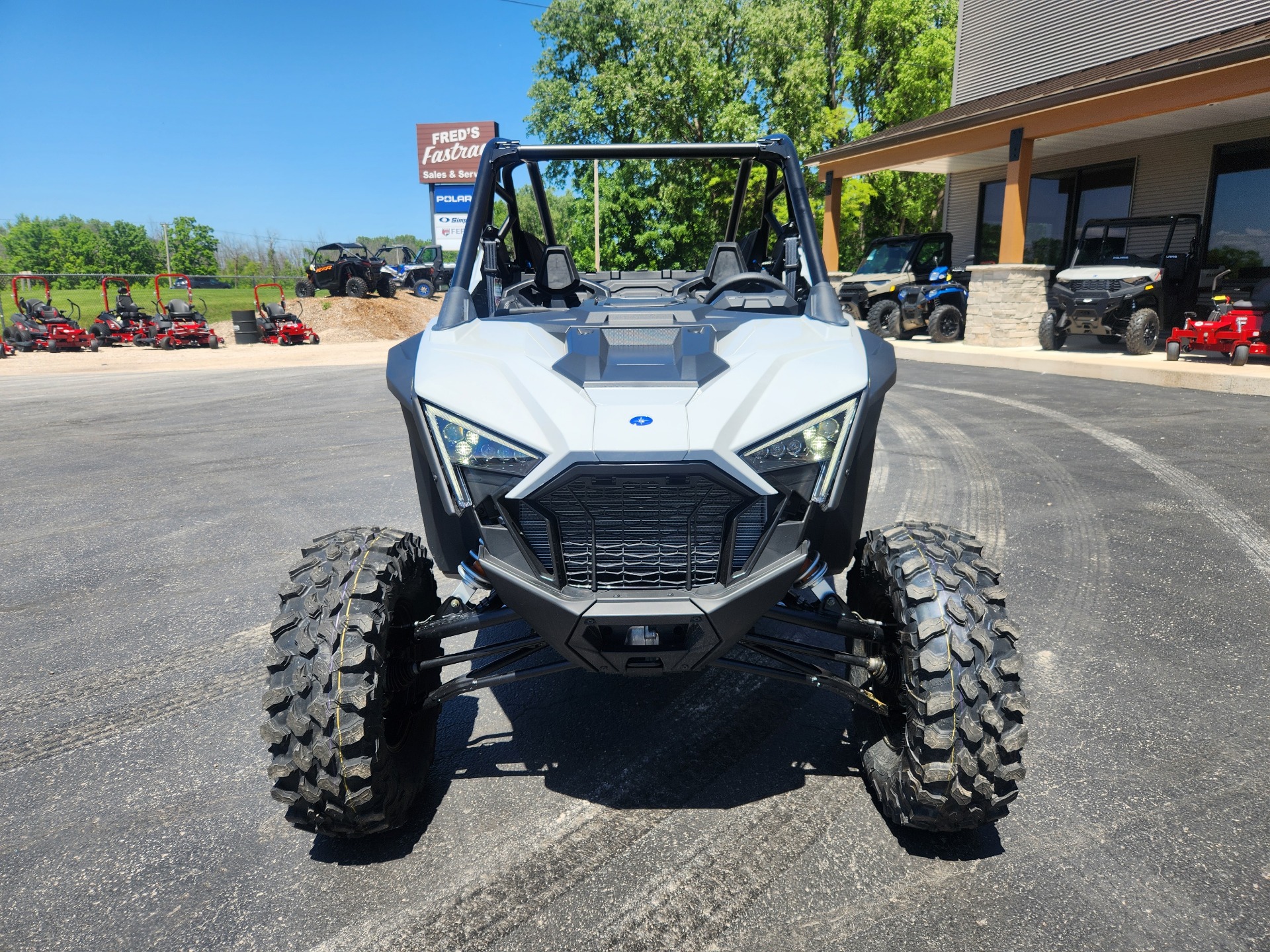 2024 Polaris RZR Pro XP Sport in Fond Du Lac, Wisconsin - Photo 2