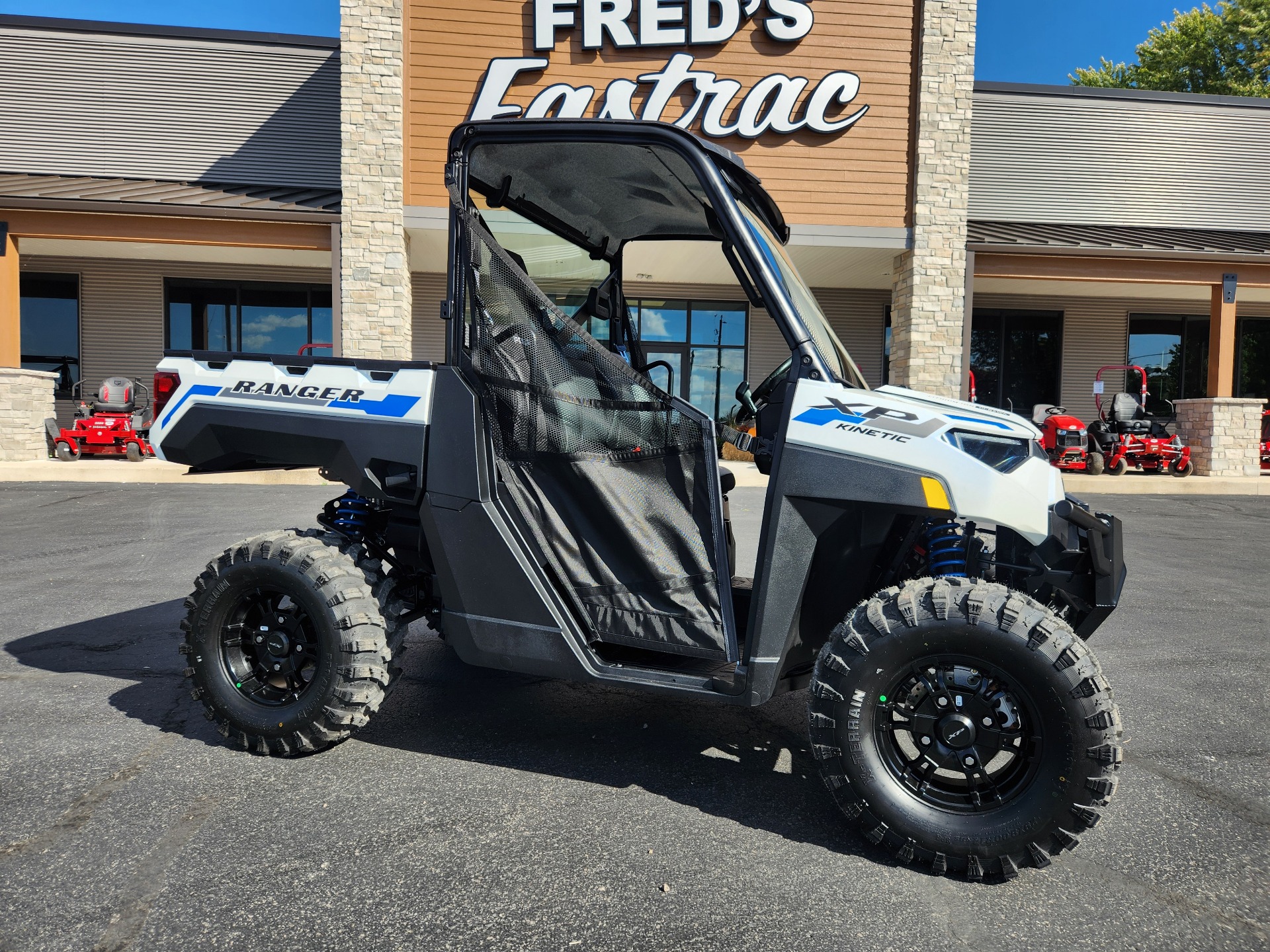 2024 Polaris Ranger XP Kinetic Premium in Fond Du Lac, Wisconsin - Photo 1