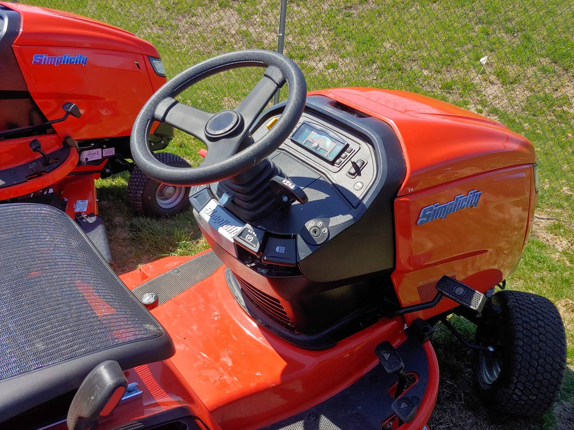 New Simplicity Prestige 27 52 Lawn Mowers In Fond Du Lac Wi Stock Number Sim