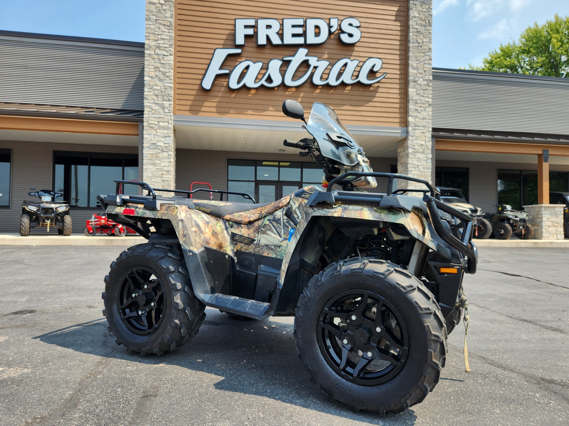 2017 Polaris Sportsman 570 SP Hunter Edition in Fond Du Lac, Wisconsin - Photo 1