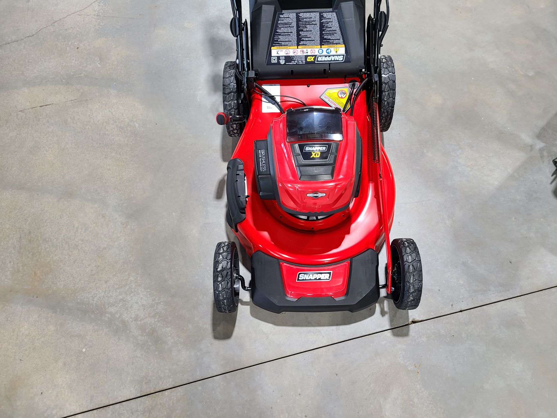 Snapper 21 in. 82V Max Electric Cordless Self-Propelled Walk Mower (Rapid Charge) in Fond Du Lac, Wisconsin - Photo 5