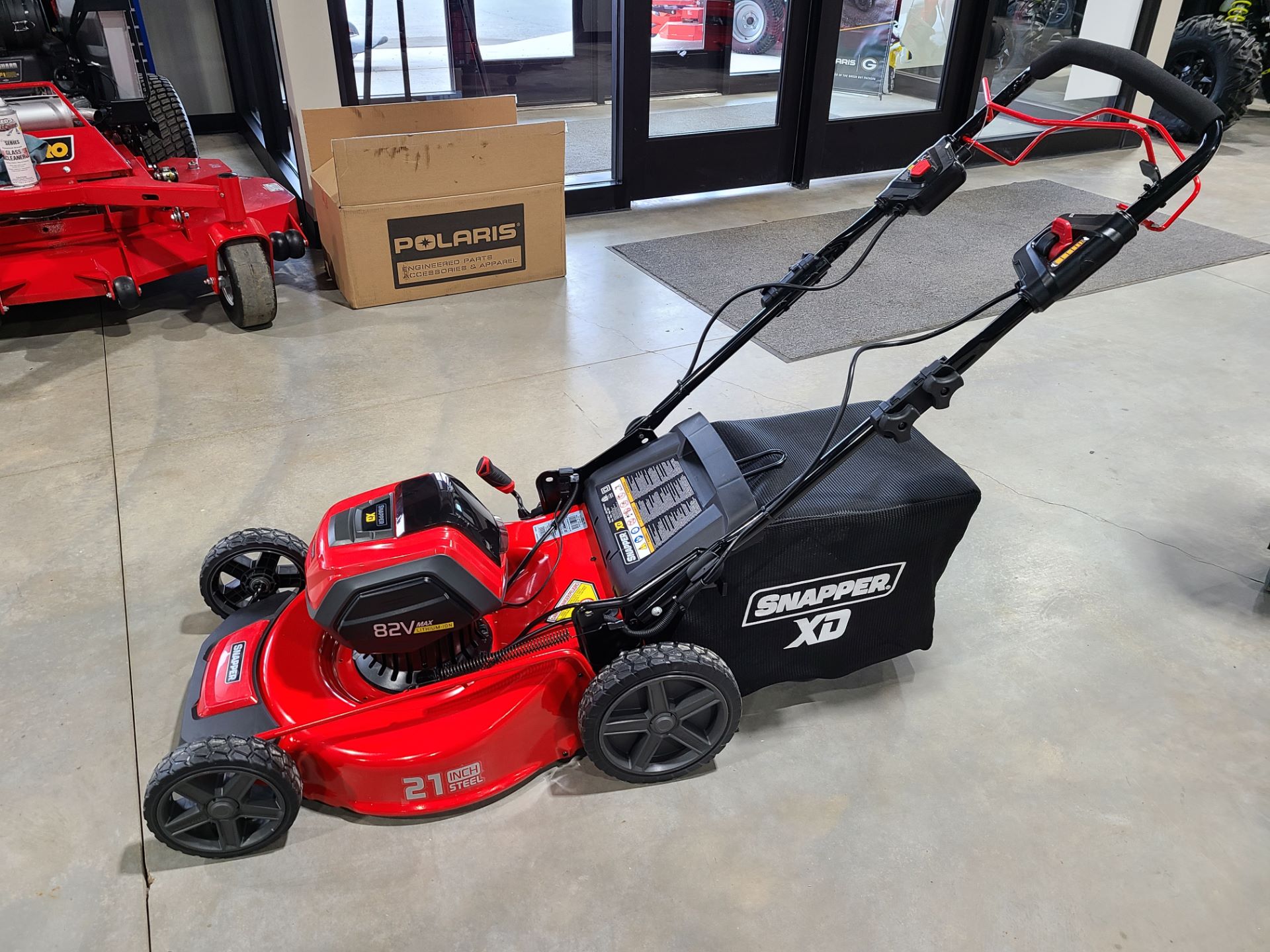 Snapper 21 in. 82V Max Electric Cordless Self-Propelled Walk Mower (Rapid Charge) in Fond Du Lac, Wisconsin - Photo 6