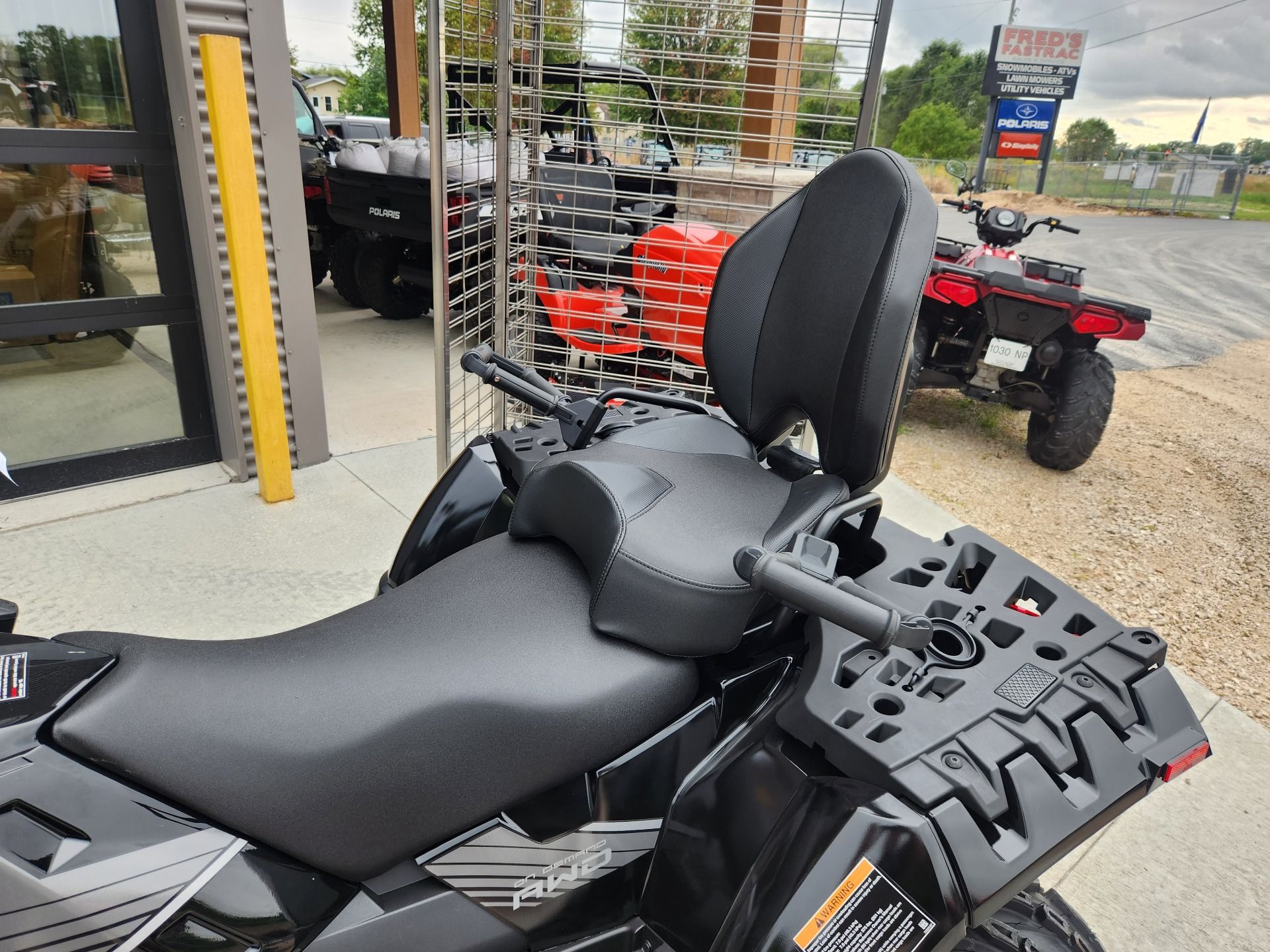 2024 Polaris Sportsman Touring 850 in Fond Du Lac, Wisconsin - Photo 5