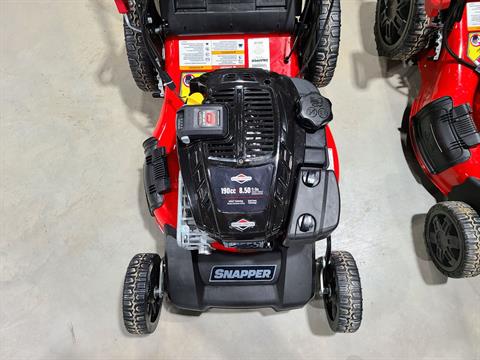 Snapper Quiet 21 in. Briggs & Stratton InStart Professional Self-Propelled in Fond Du Lac, Wisconsin - Photo 2