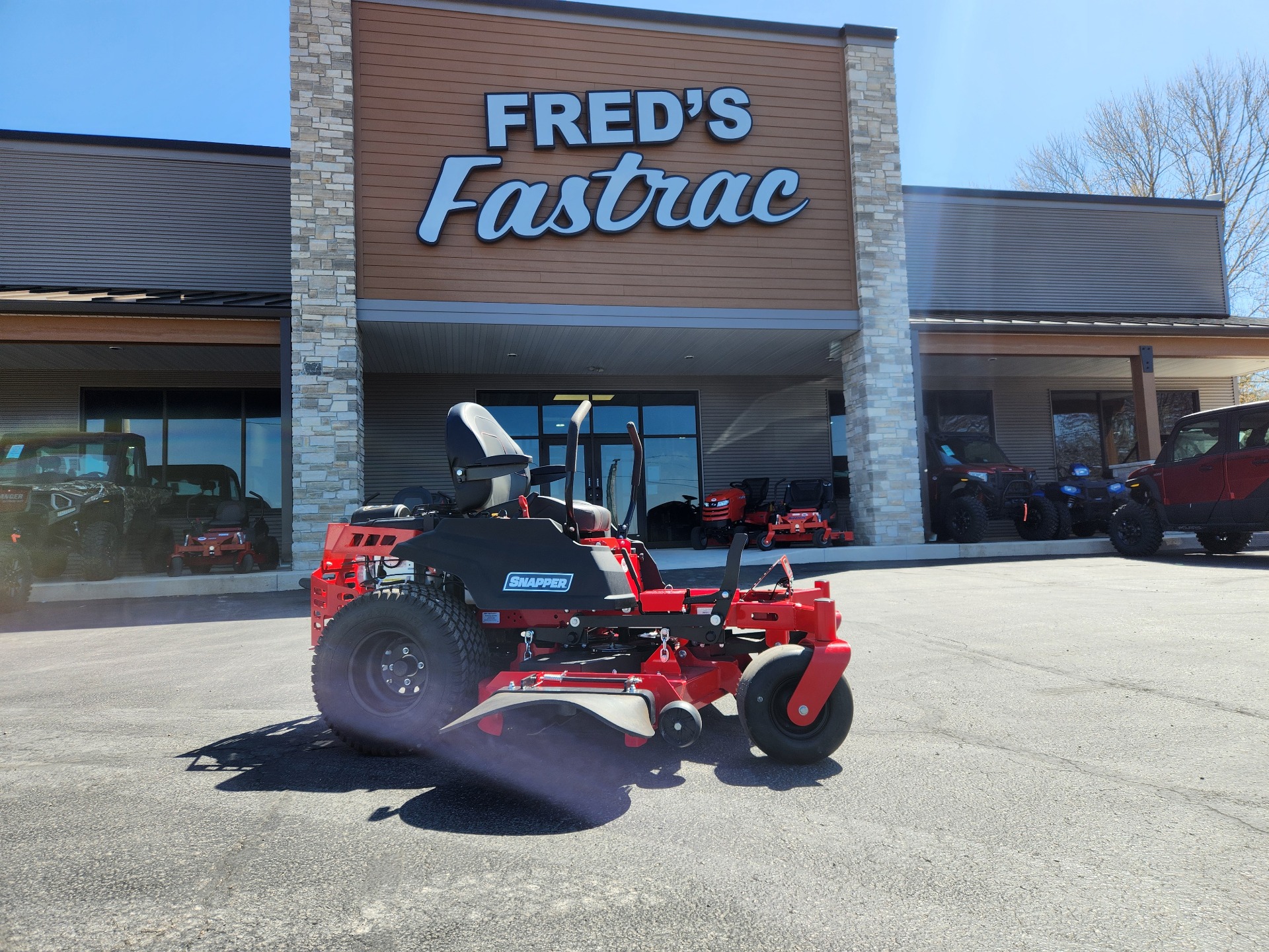 2022 Snapper 360Z XT 61 in. Briggs & Stratton Commercial Series 25 hp in Fond Du Lac, Wisconsin - Photo 1
