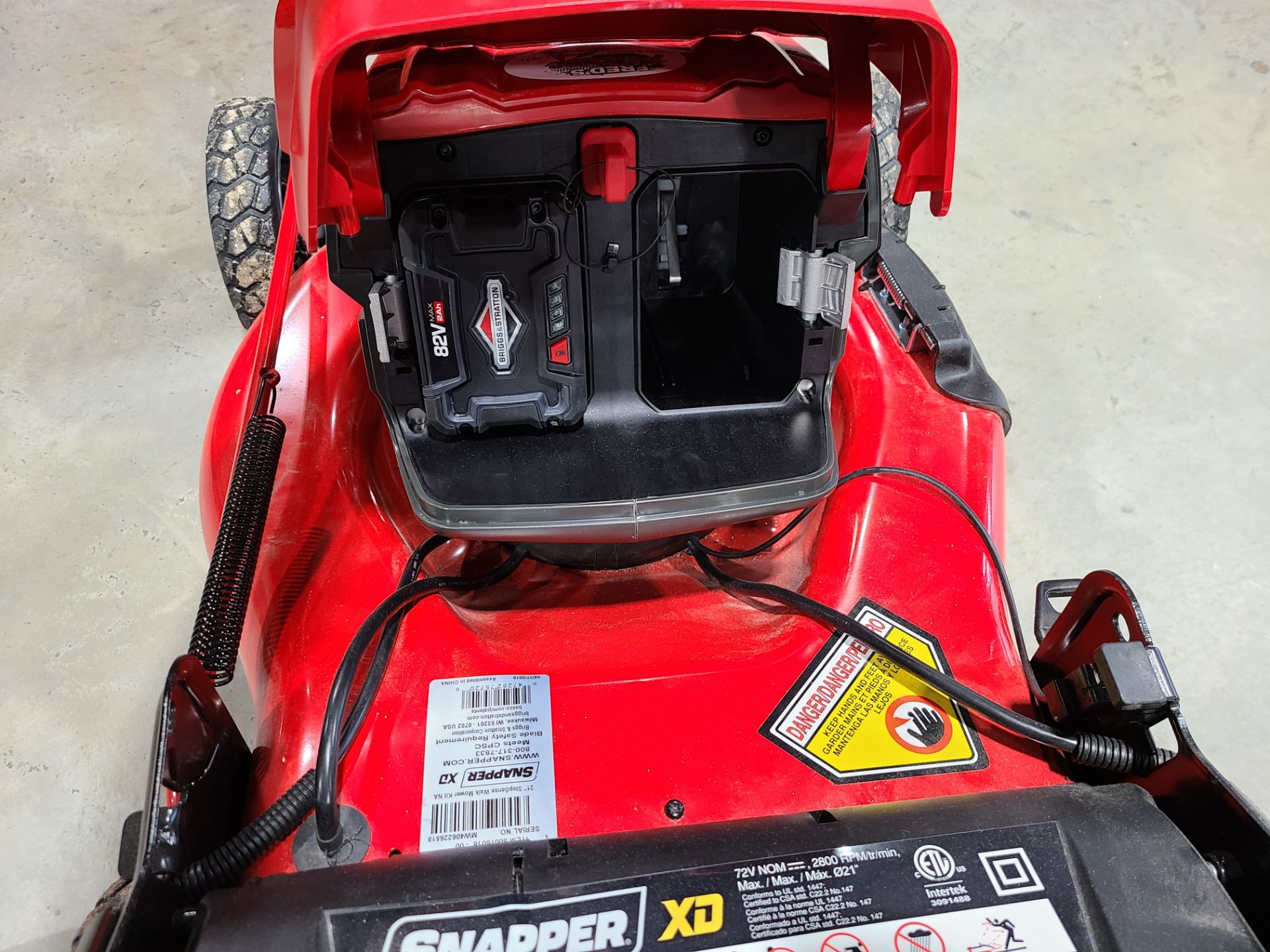 Snapper 21 in. 82V Max Cordless Walk Mowers (Rapid Charge) in Fond Du Lac, Wisconsin - Photo 5
