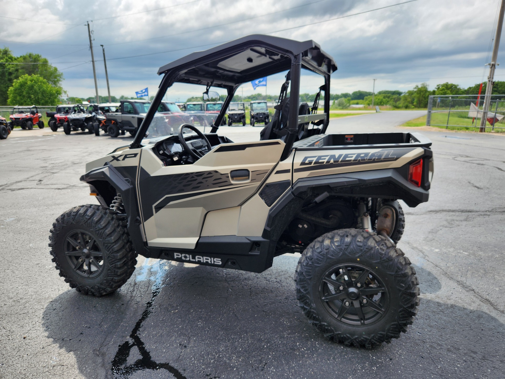 2024 Polaris General XP 1000 Premium in Fond Du Lac, Wisconsin - Photo 3