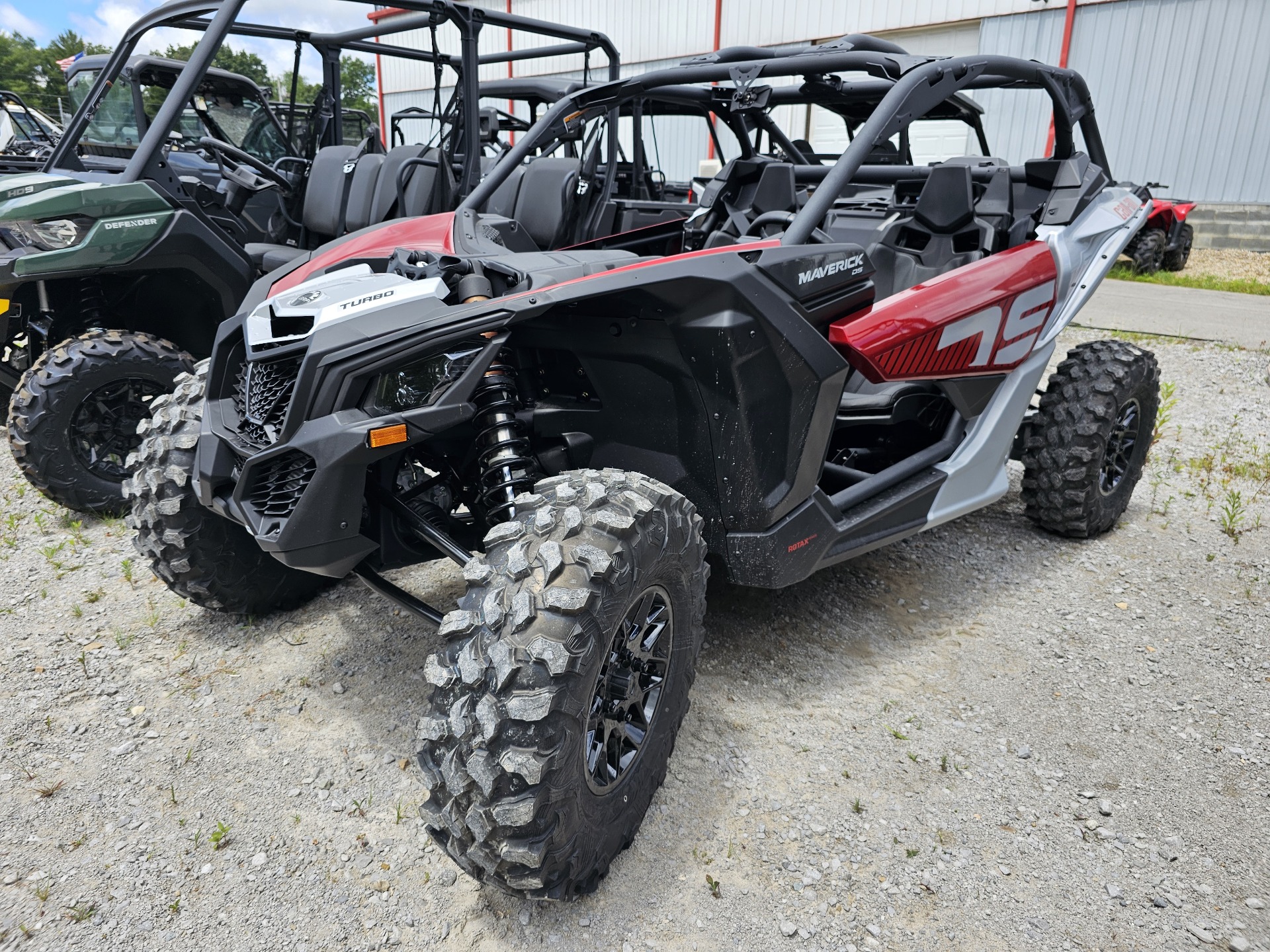 2024 Can-Am Maverick X3 DS Turbo in Crossville, Tennessee - Photo 3