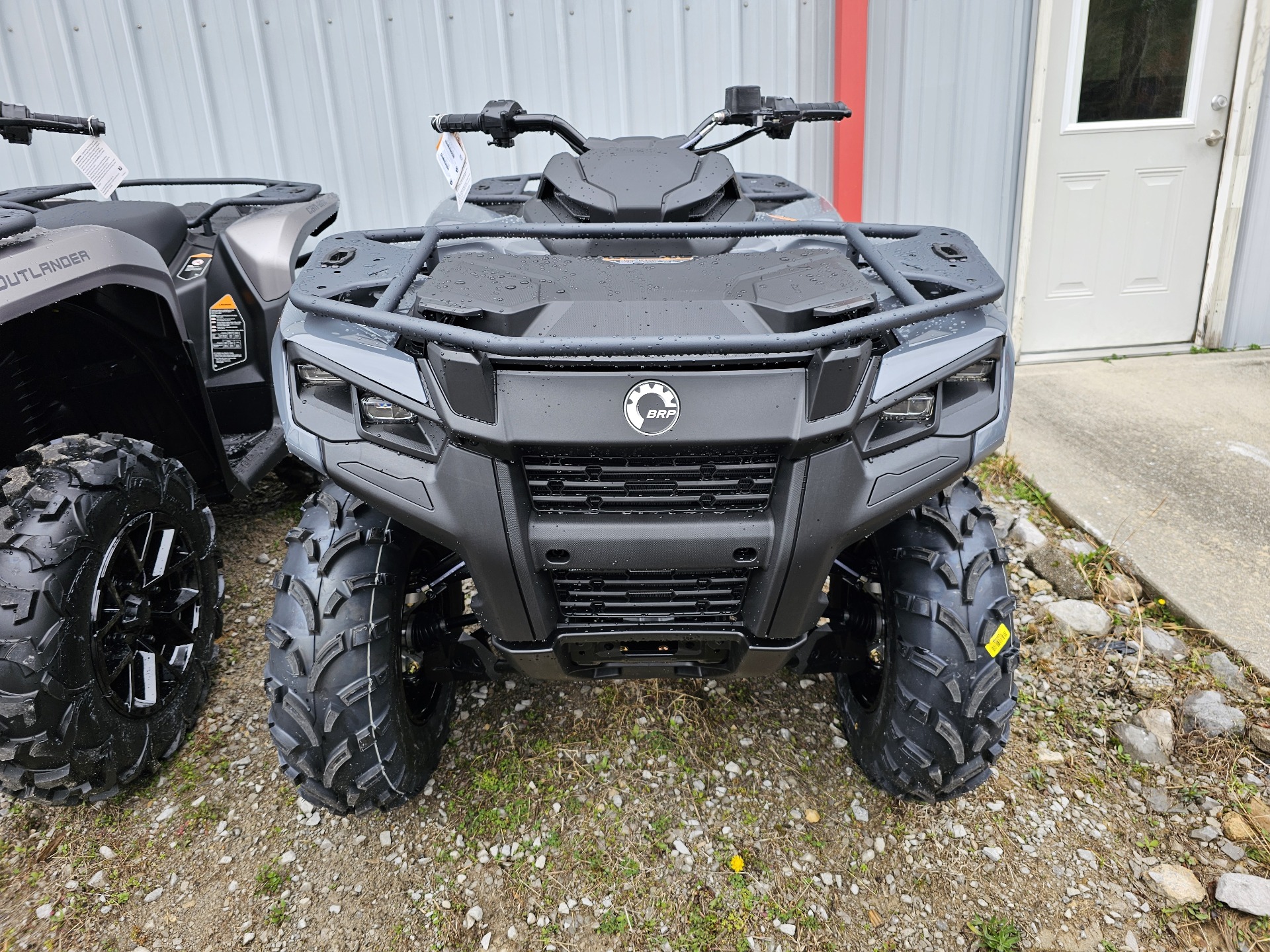 2024 Can-Am Outlander DPS 700 in Crossville, Tennessee - Photo 6