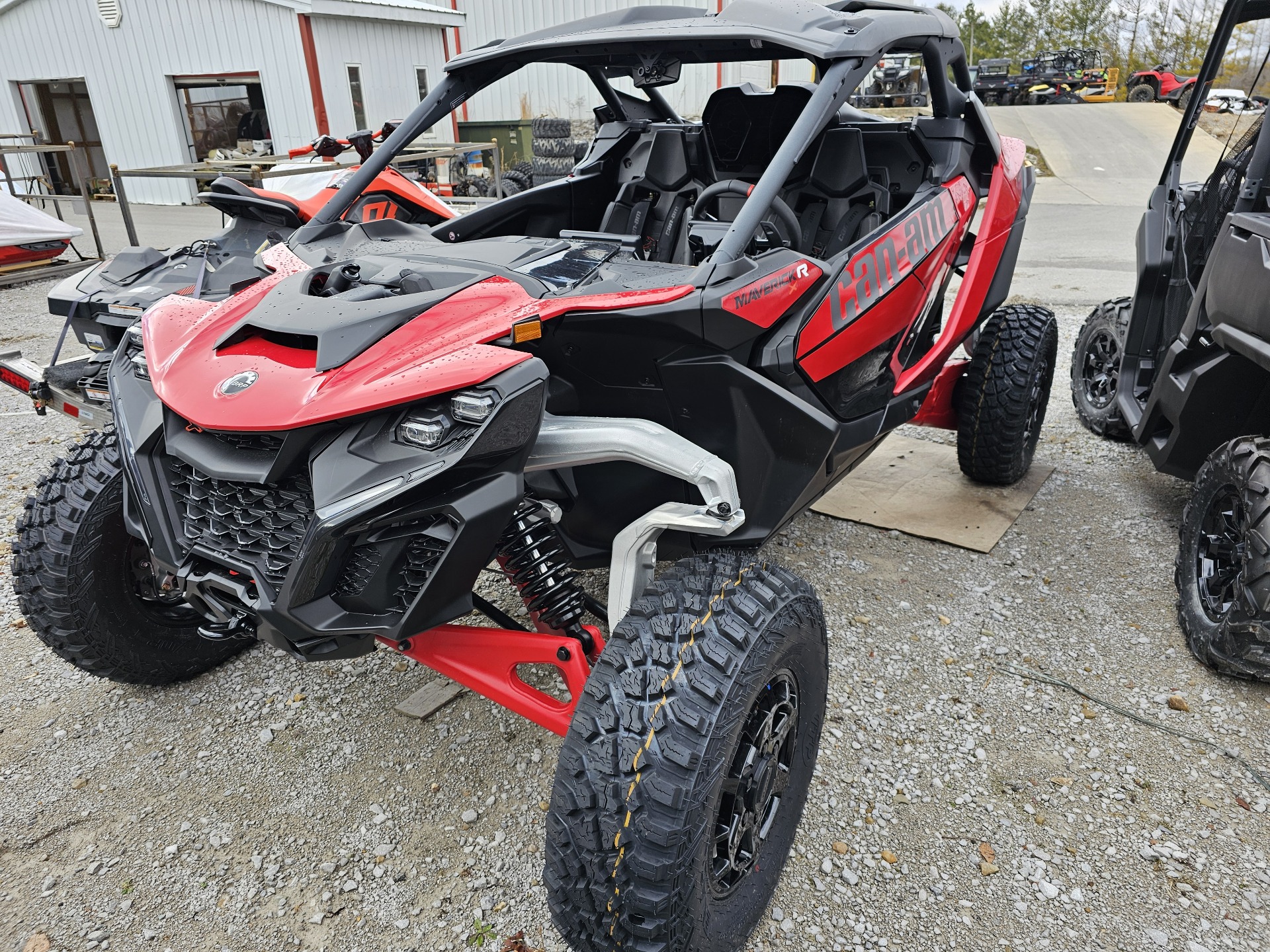 2024 Can-Am Maverick R X 999T DCT in Crossville, Tennessee - Photo 3