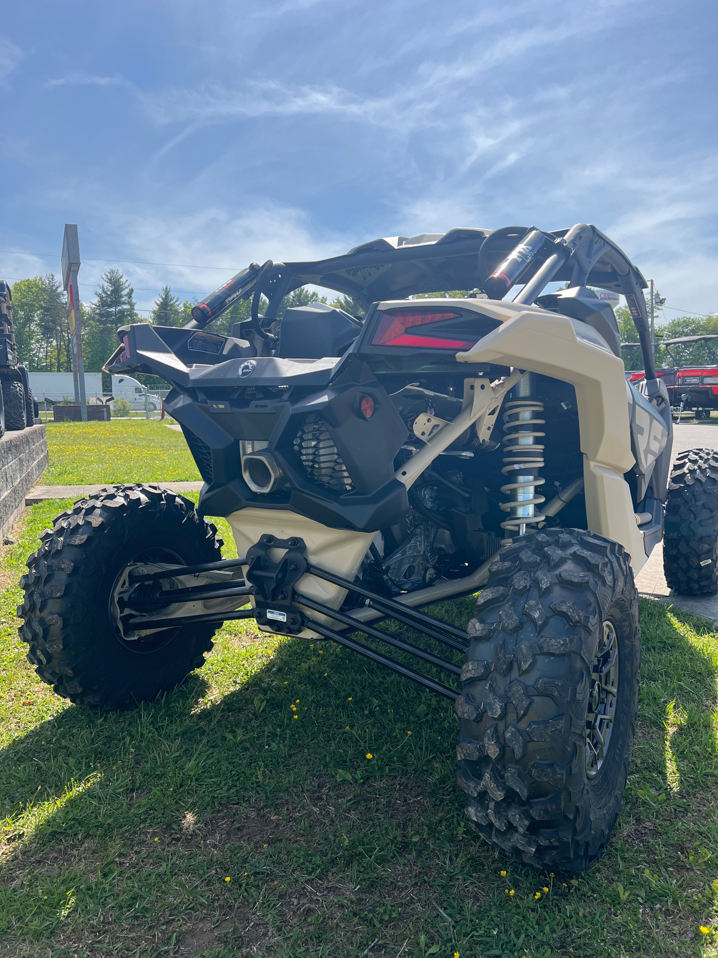 2023 Can-Am Maverick X3 X RS Turbo RR with Smart-Shox 72 in Crossville, Tennessee - Photo 8