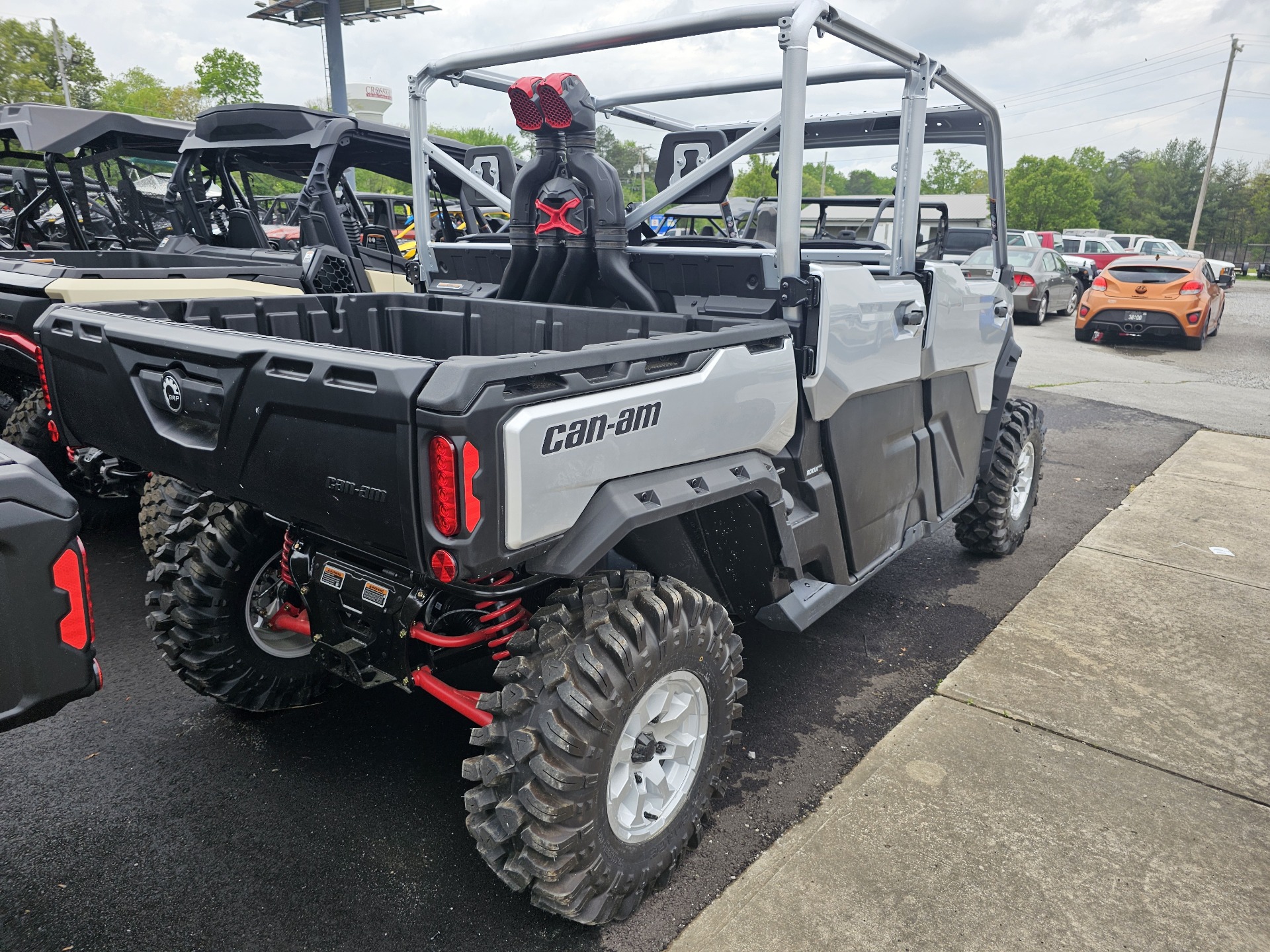 2024 Can-Am Defender MAX X MR With Half Doors in Crossville, Tennessee - Photo 4