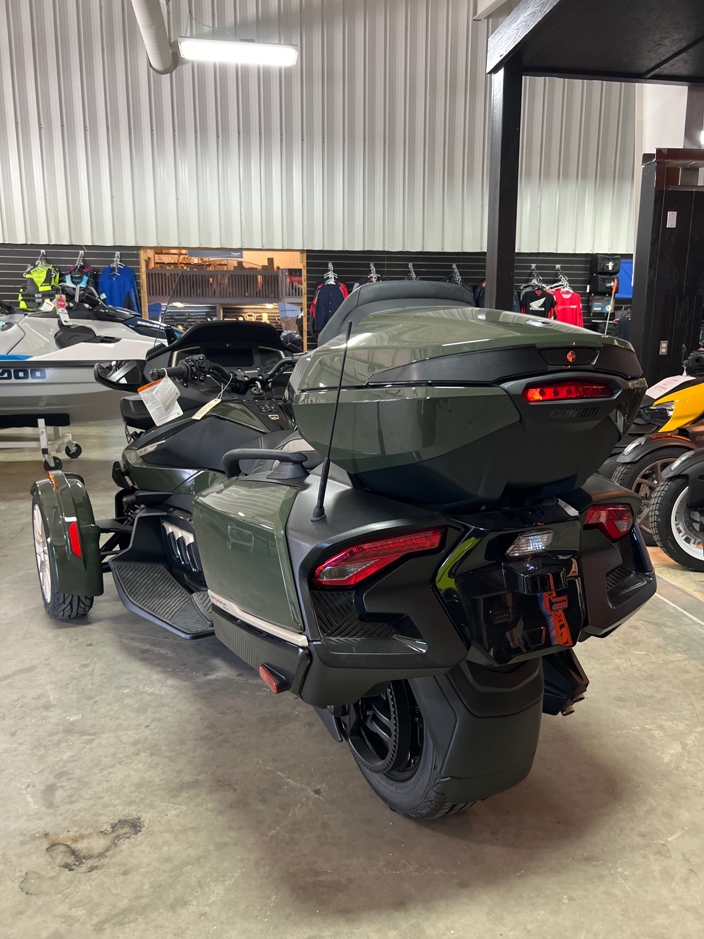 2023 Can-Am Spyder RT Sea-to-Sky in Crossville, Tennessee - Photo 5