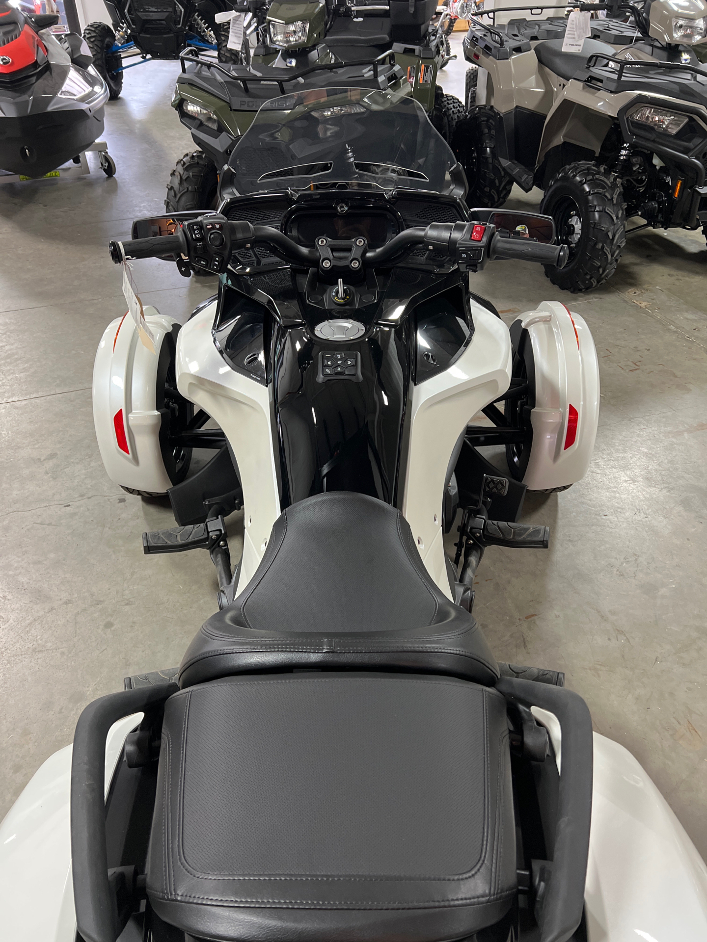 2022 Can-Am Spyder F3-T in Crossville, Tennessee - Photo 4