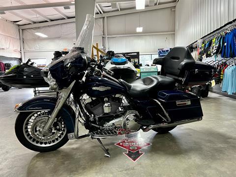 2009 Harley-Davidson Ultra Classic® Electra Glide® Peace Officer Special Edition in Crossville, Tennessee - Photo 4