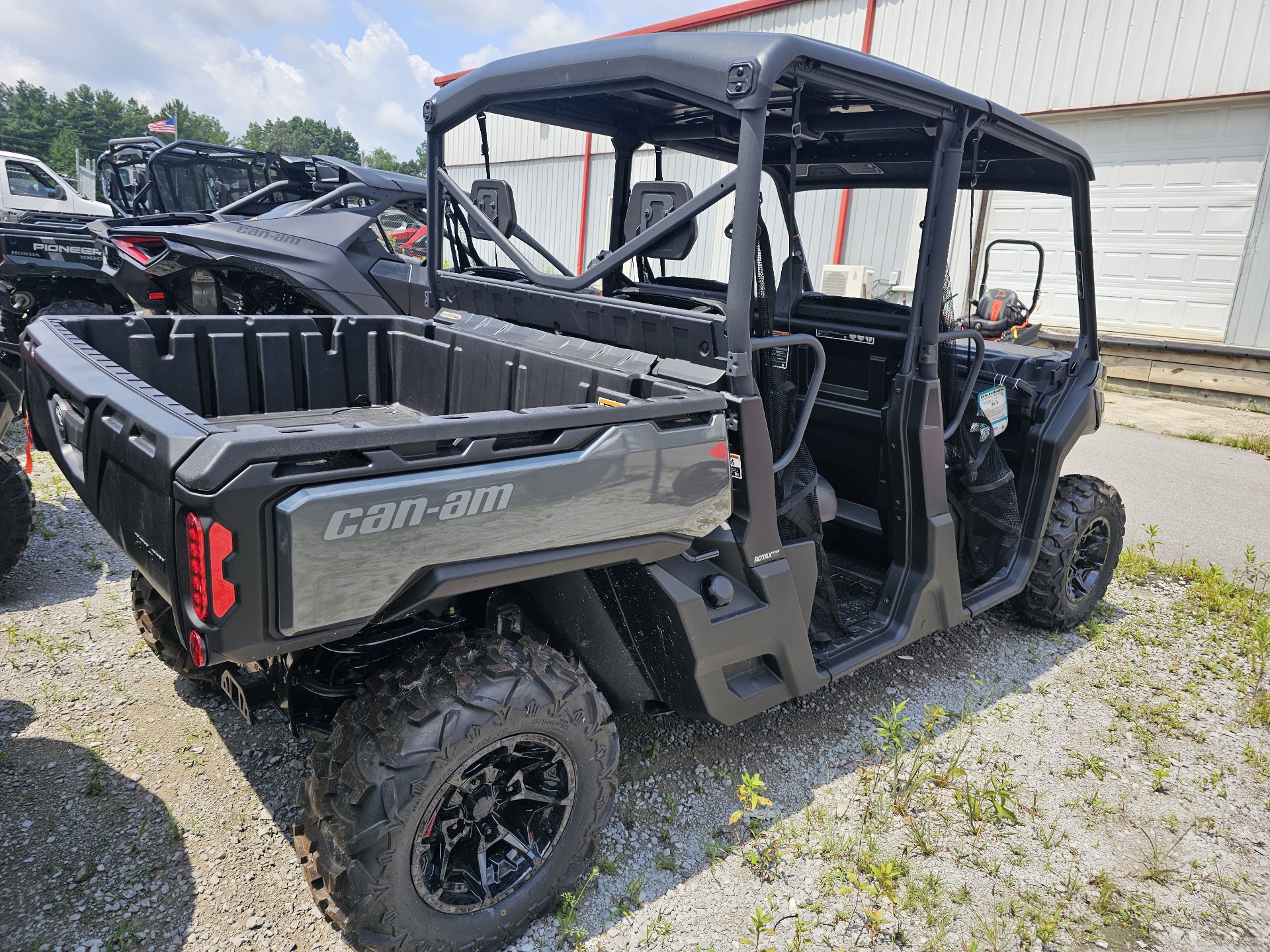 2024 Can-Am Defender MAX XT HD9 in Crossville, Tennessee - Photo 6