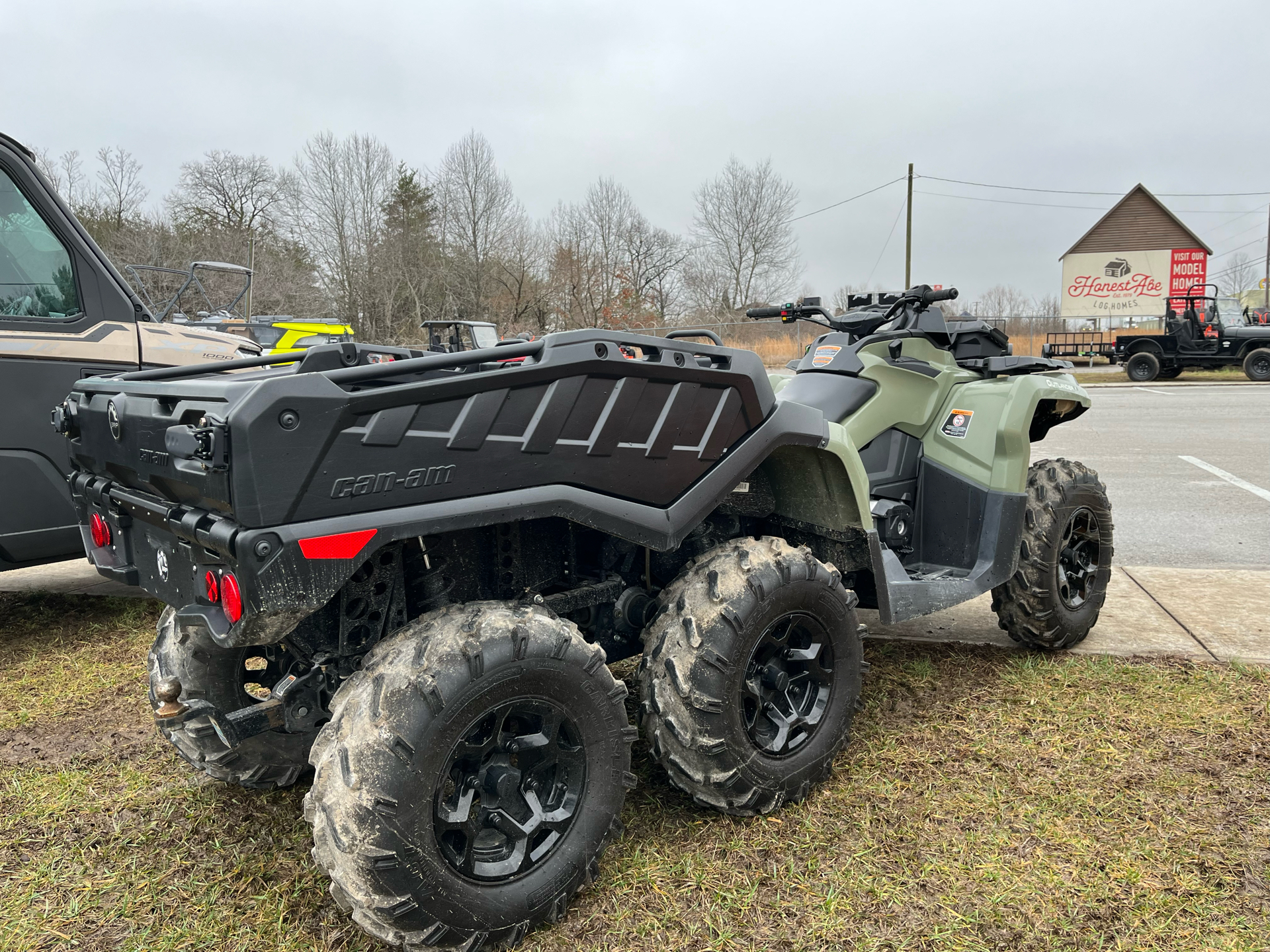 2019 Can-Am Outlander MAX 6X6 DPS 650 in Crossville, Tennessee - Photo 4