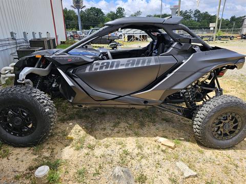 2024 Can-Am Maverick R X RS with Smart-Shox in Crossville, Tennessee - Photo 4