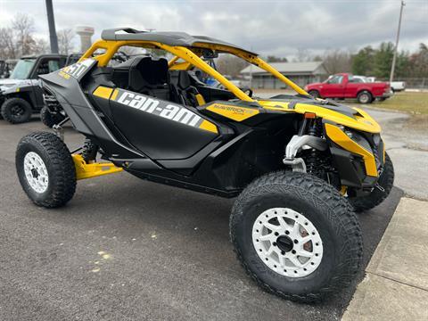 2024 Can-Am Maverick R X RS 999T DCT in Crossville, Tennessee - Photo 1