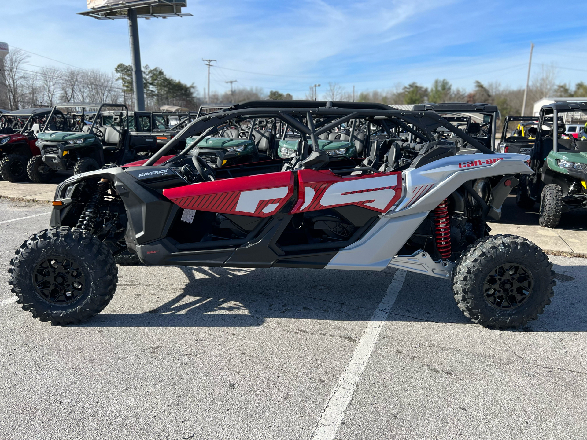 2024 Can-Am Maverick X3 Max RS Turbo in Crossville, Tennessee - Photo 2