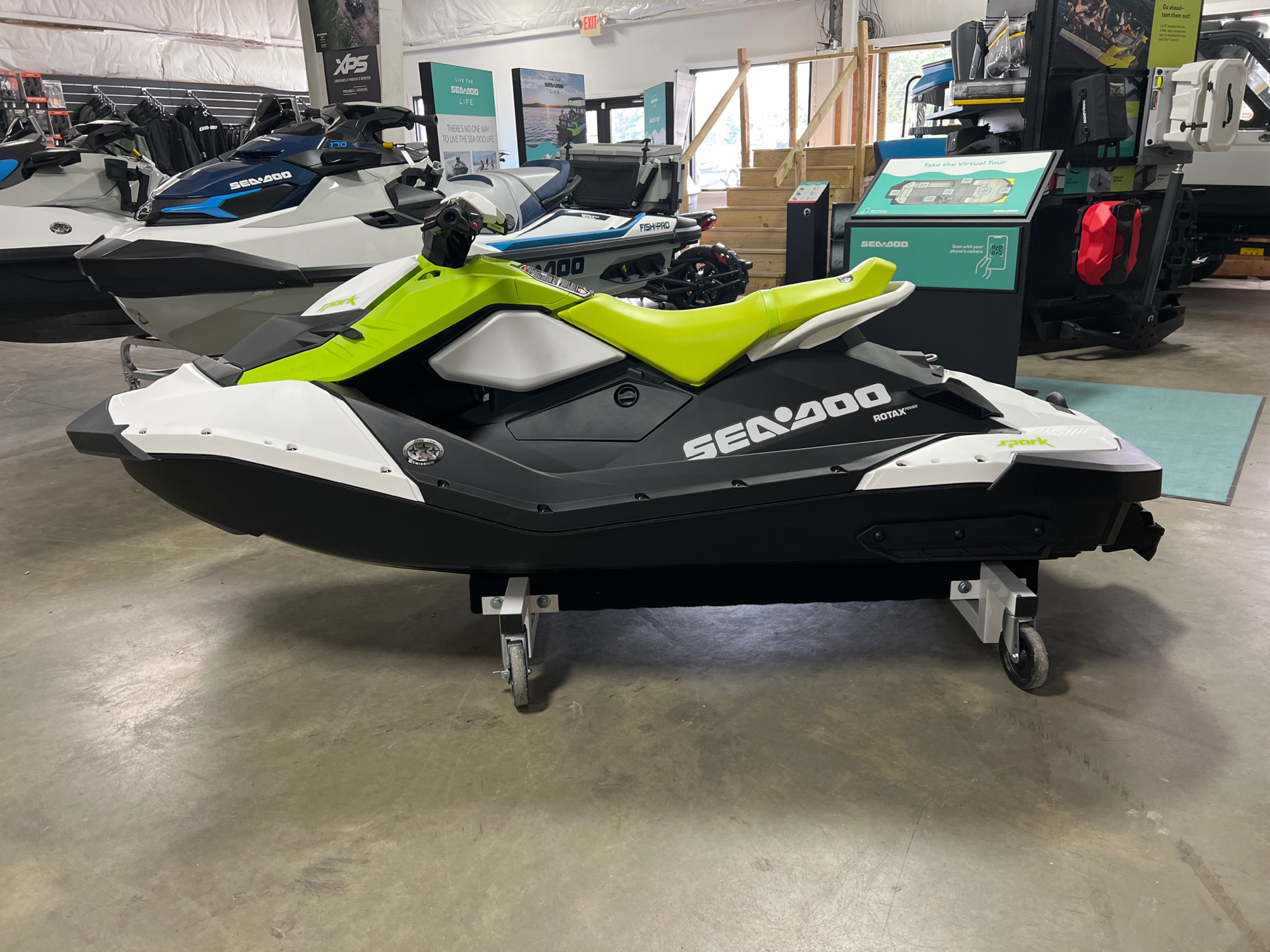 2023 Sea-Doo Spark 2up 90 hp iBR Convenience Package in Crossville, Tennessee - Photo 2