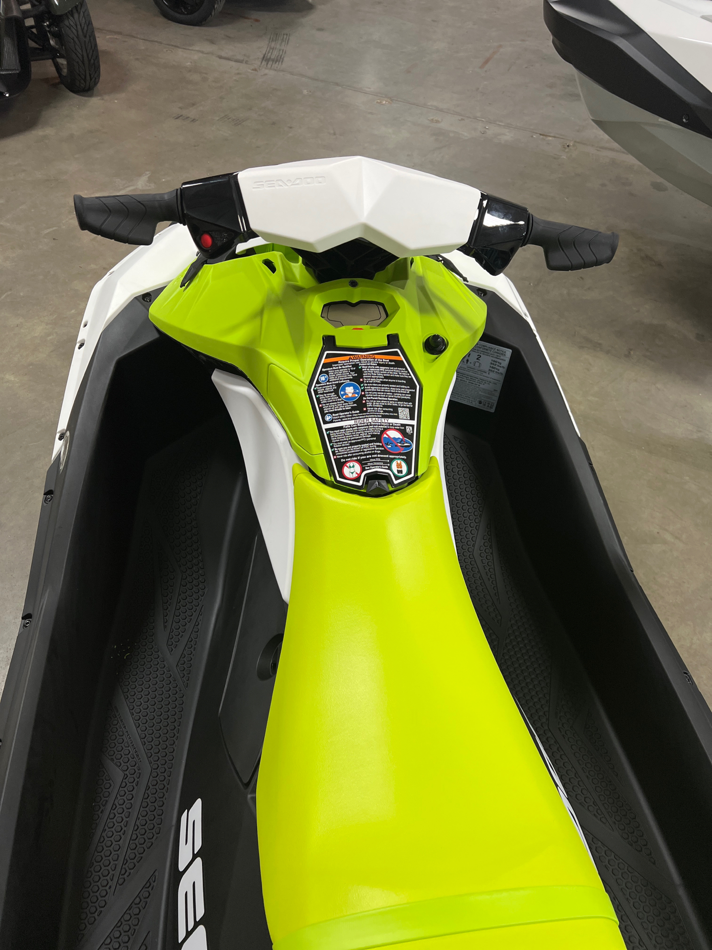 2023 Sea-Doo Spark 2up 90 hp iBR Convenience Package in Crossville, Tennessee - Photo 5