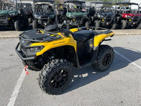 2024 Can-Am Outlander XT 700 in Crossville, Tennessee - Photo 3