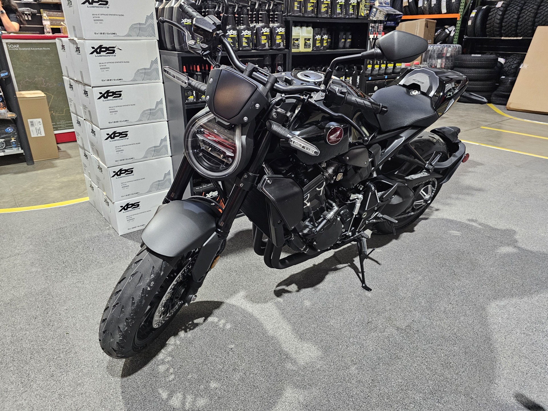 2024 Honda CB1000R Black Edition in Crossville, Tennessee - Photo 2