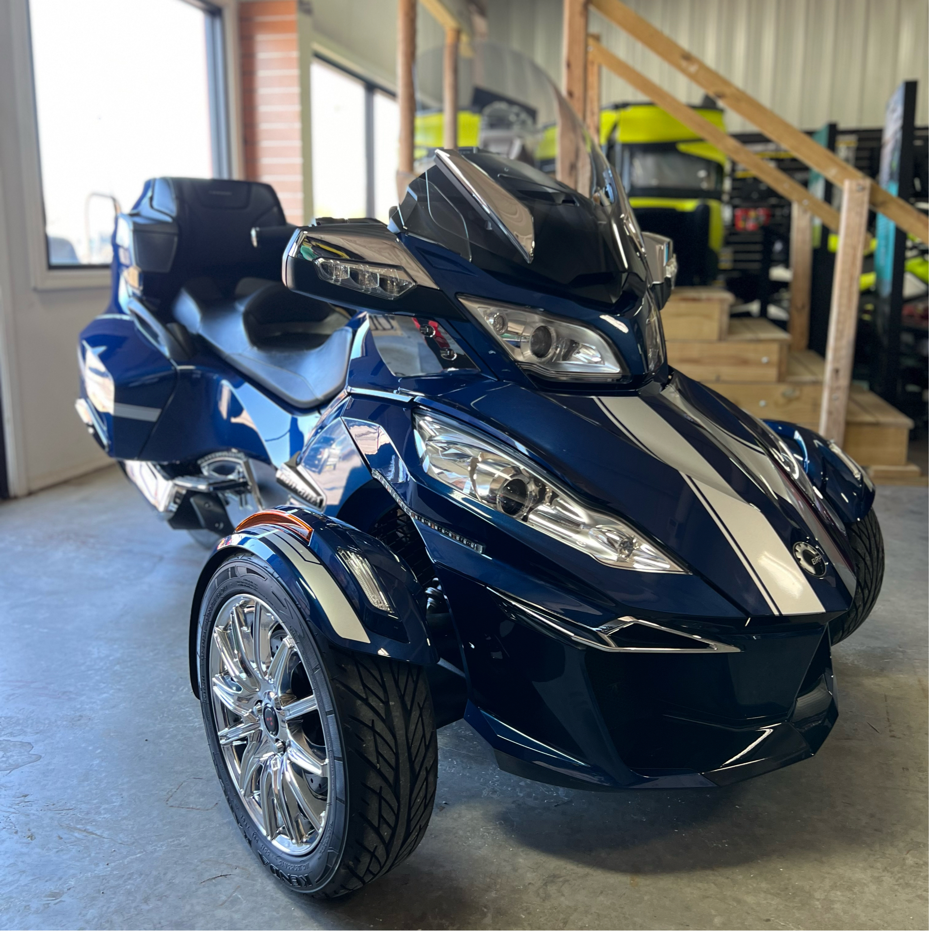 2017 Can-Am Spyder RT-S in Crossville, Tennessee - Photo 5