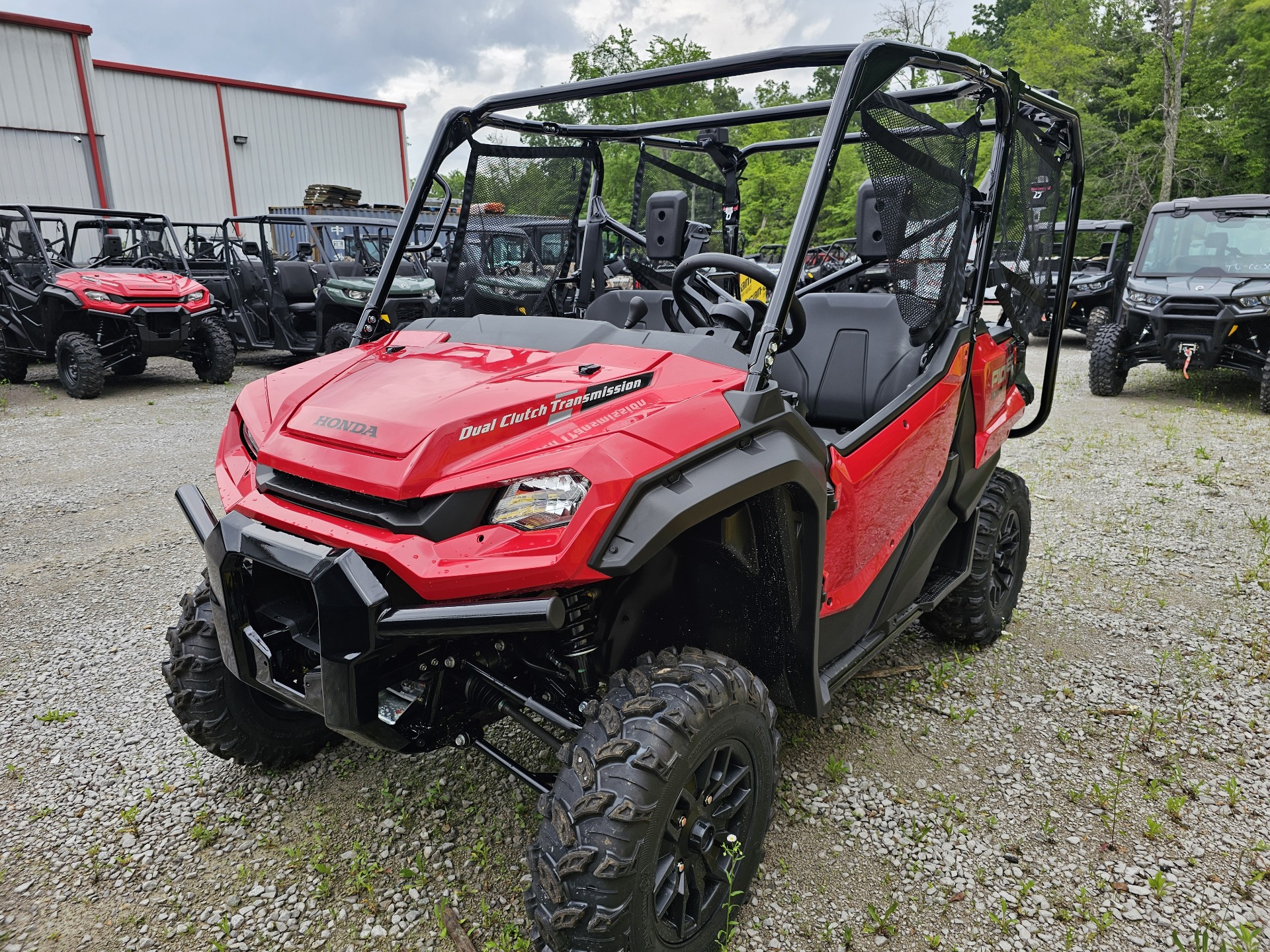 2024 Honda Pioneer 1000-5 Deluxe in Crossville, Tennessee - Photo 2