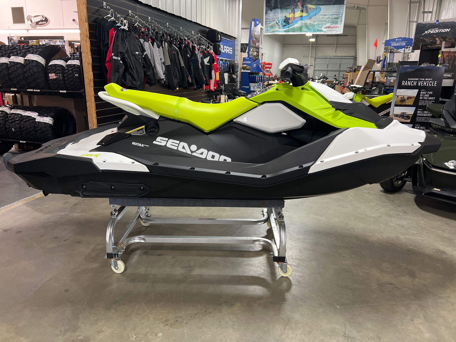 2023 Sea-Doo Spark 3up 90 hp iBR Convenience Package in Crossville, Tennessee - Photo 4
