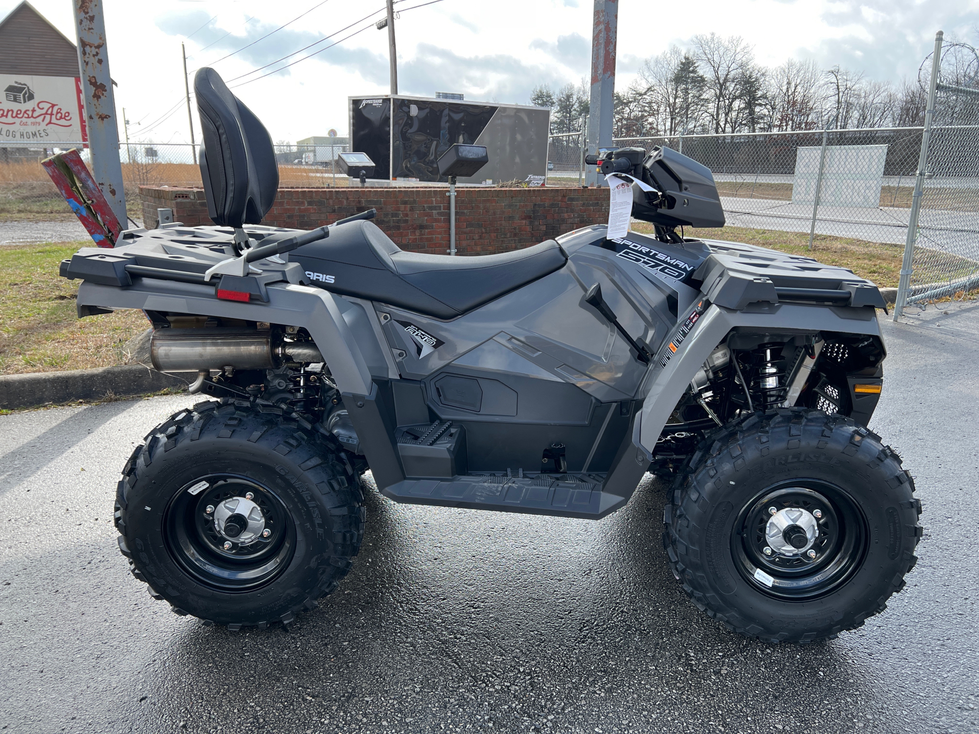 2023 Polaris Sportsman Touring 570 EPS in Crossville, Tennessee - Photo 2