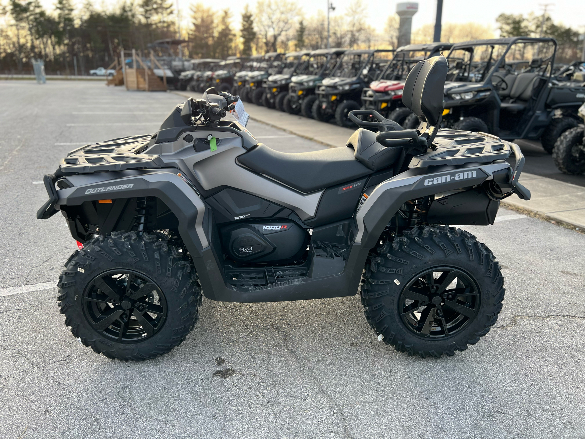 2024 Can-Am Outlander MAX XT 1000R in Crossville, Tennessee - Photo 4