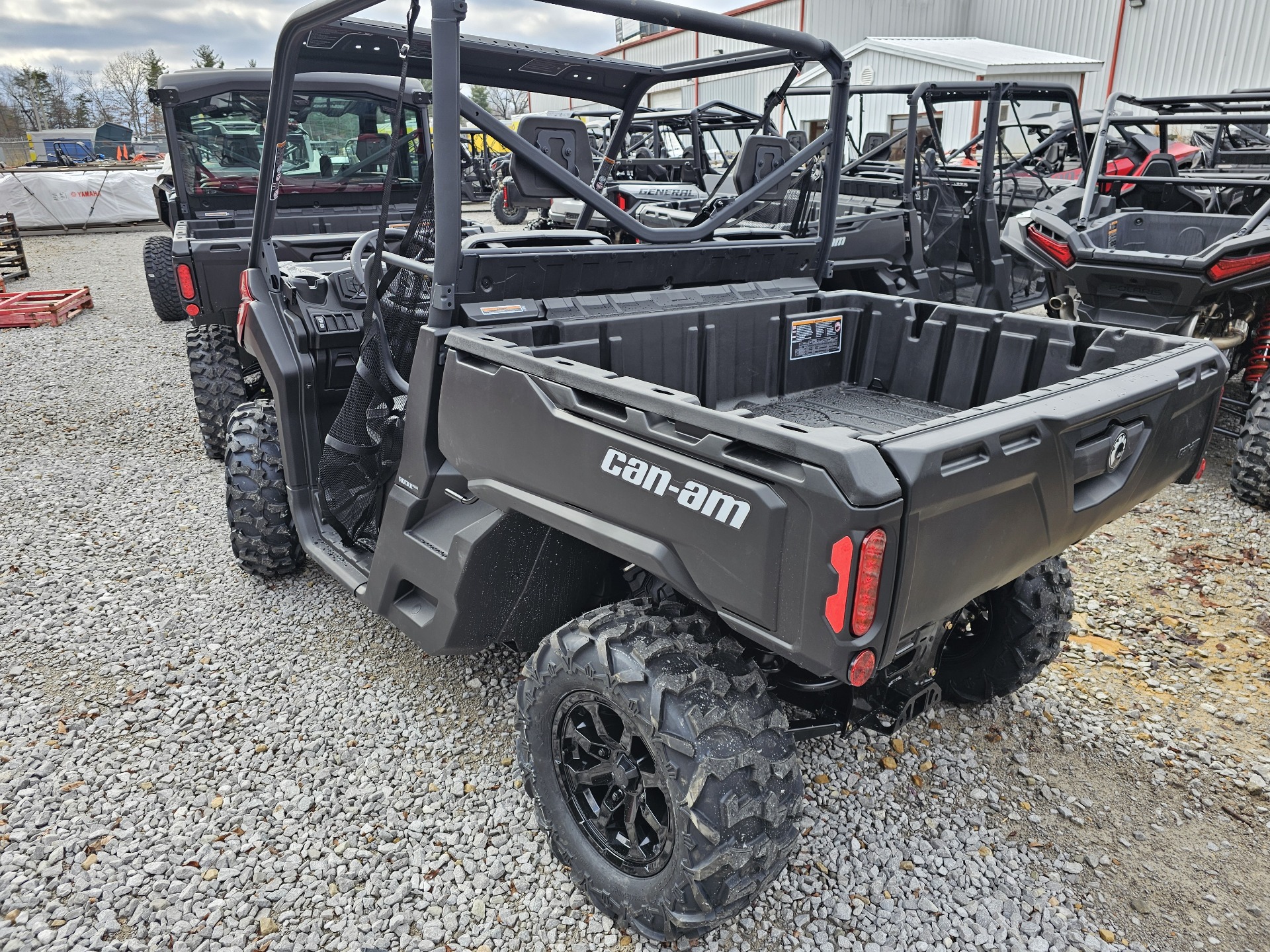 2024 Can-Am Defender DPS HD9 in Crossville, Tennessee - Photo 4
