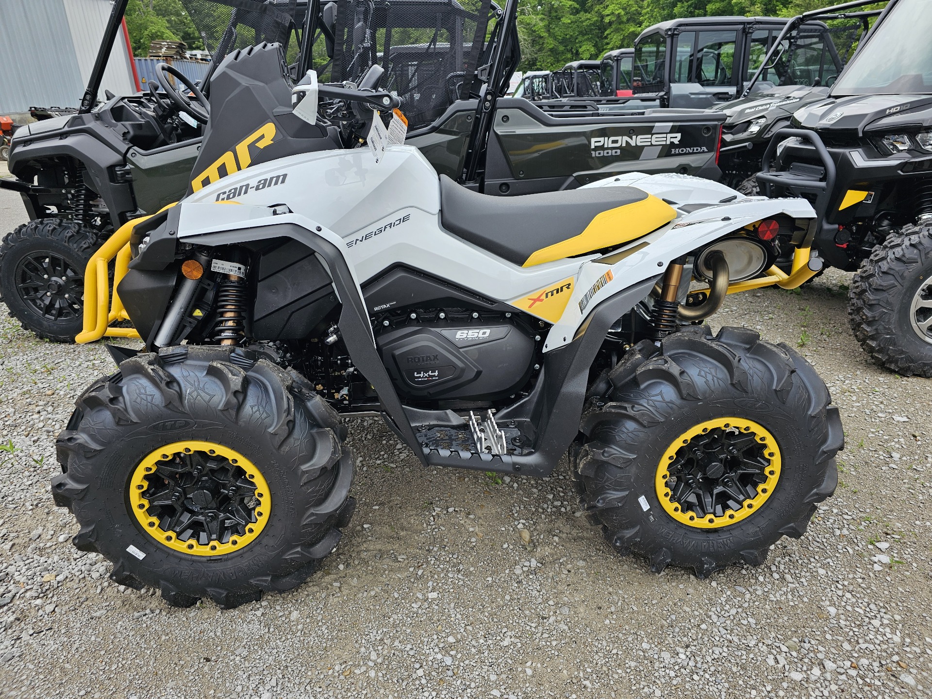 2024 Can-Am Renegade X MR 650 in Crossville, Tennessee - Photo 3