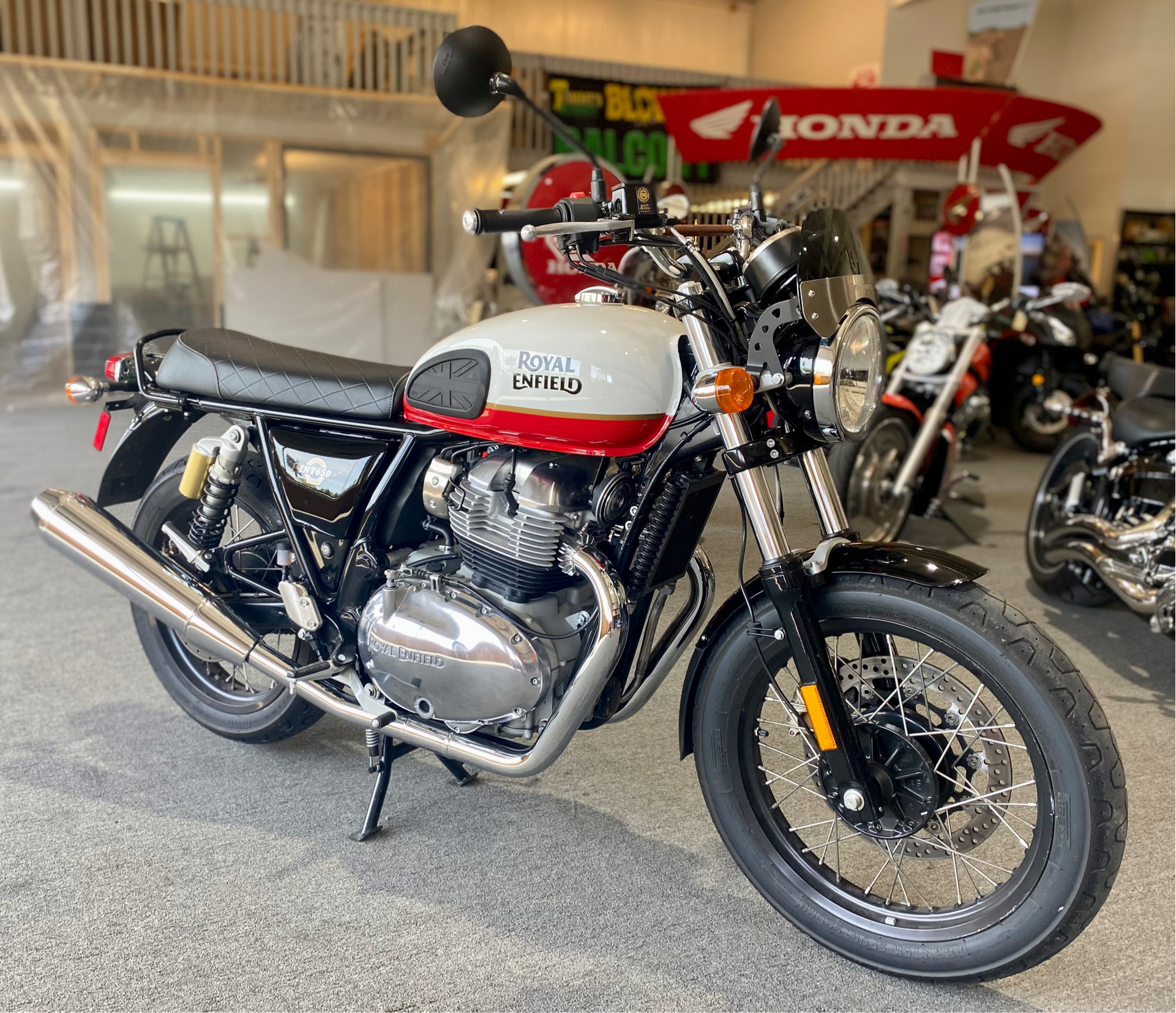 2021 Royal Enfield INT650 in Crossville, Tennessee - Photo 1
