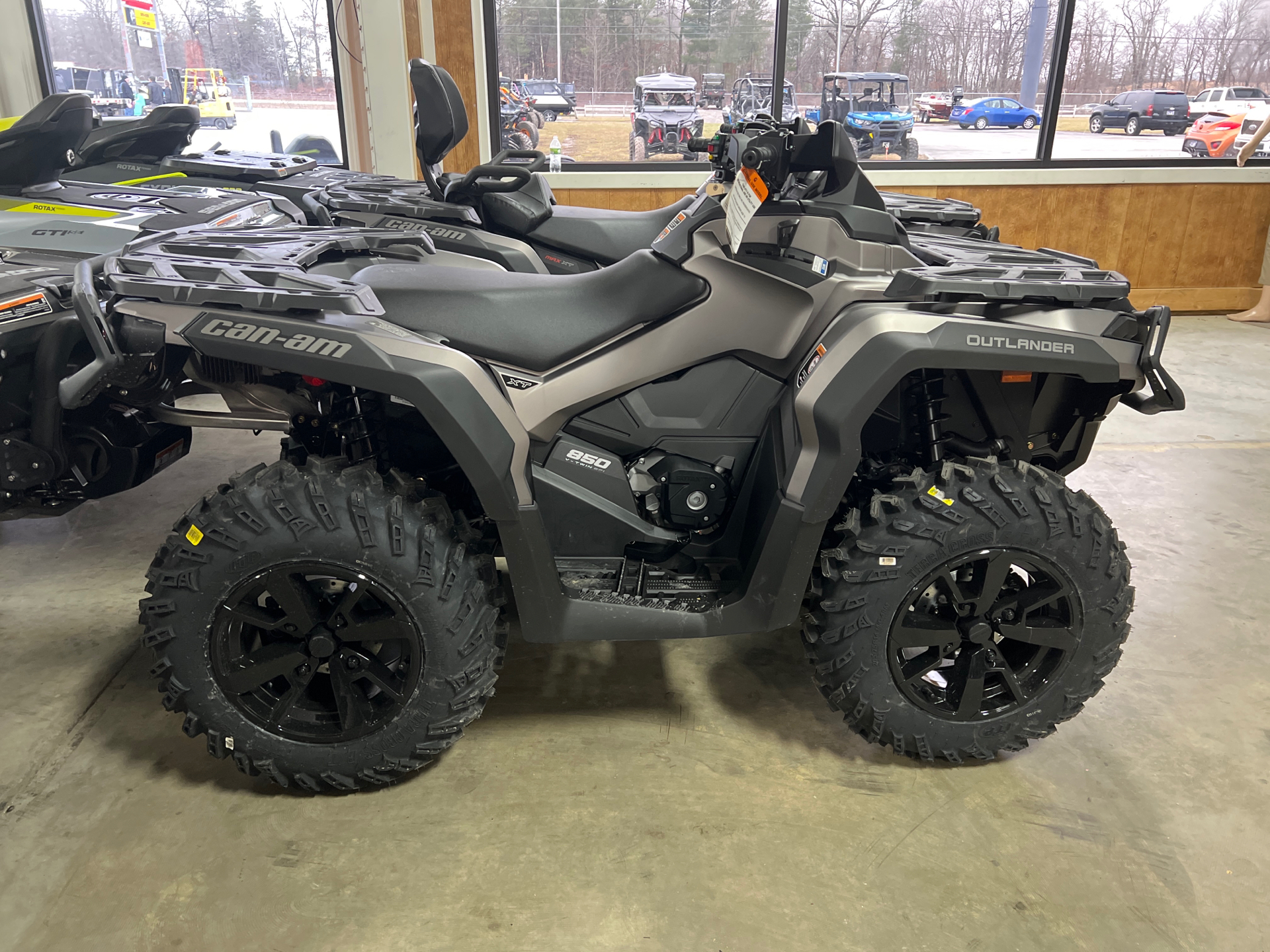 2023 Can-Am Outlander XT 850 in Crossville, Tennessee - Photo 2
