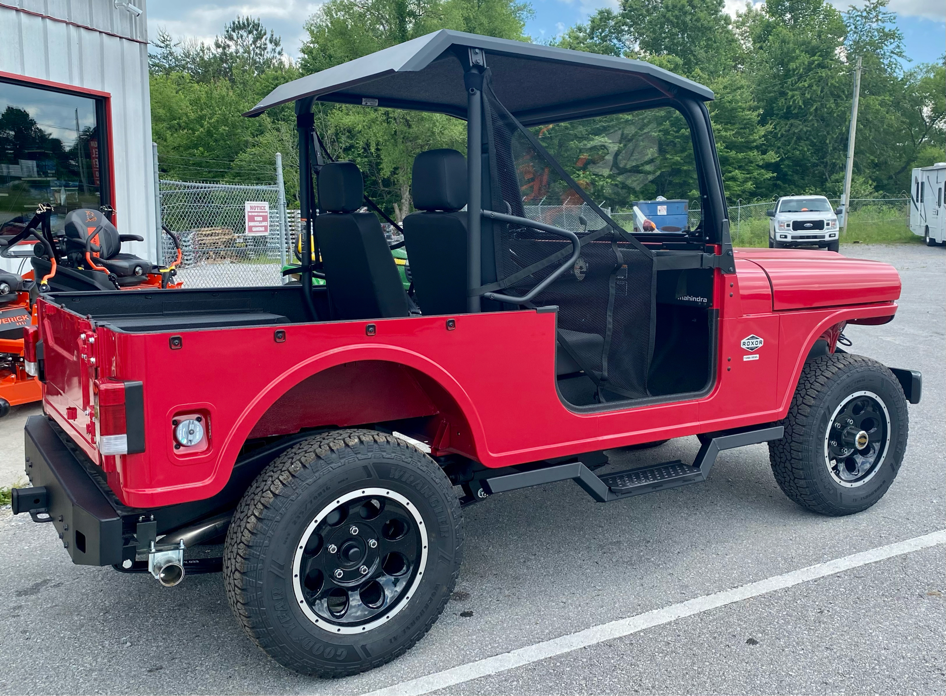 2022 Mahindra Roxor Base Model in Crossville, Tennessee - Photo 5