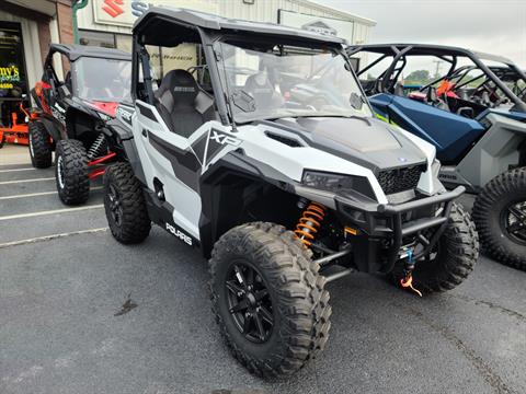 2022 Polaris General XP 1000 Deluxe Ride Command in Clinton, Tennessee - Photo 1