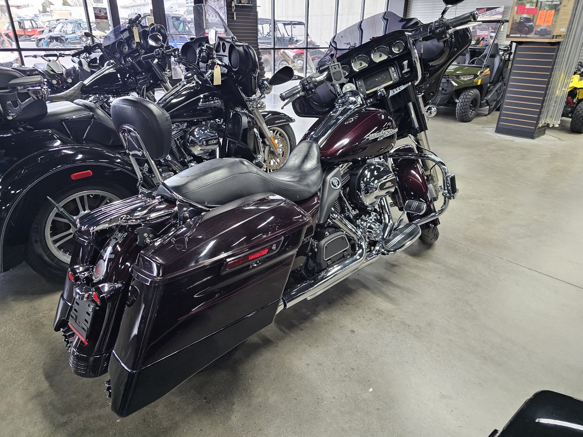 2014 Harley-Davidson Street Glide® Special in Clinton, Tennessee - Photo 3