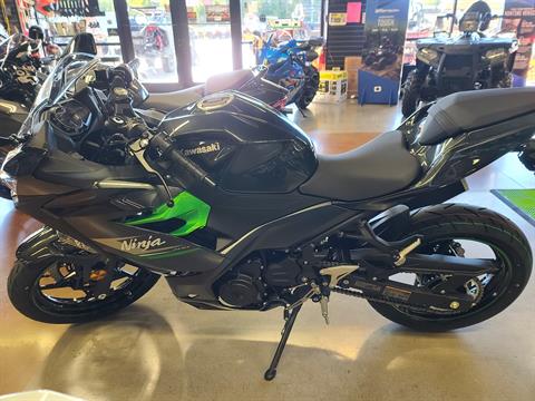 2023 Kawasaki Ninja 400 ABS in Clinton, Tennessee - Photo 4