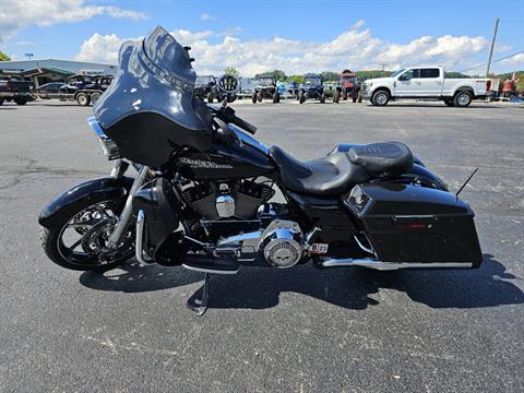 2013 Harley-Davidson Street Glide® in Clinton, Tennessee - Photo 4