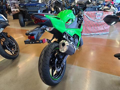 2023 Kawasaki Ninja 400 ABS KRT Edition in Clinton, Tennessee - Photo 6