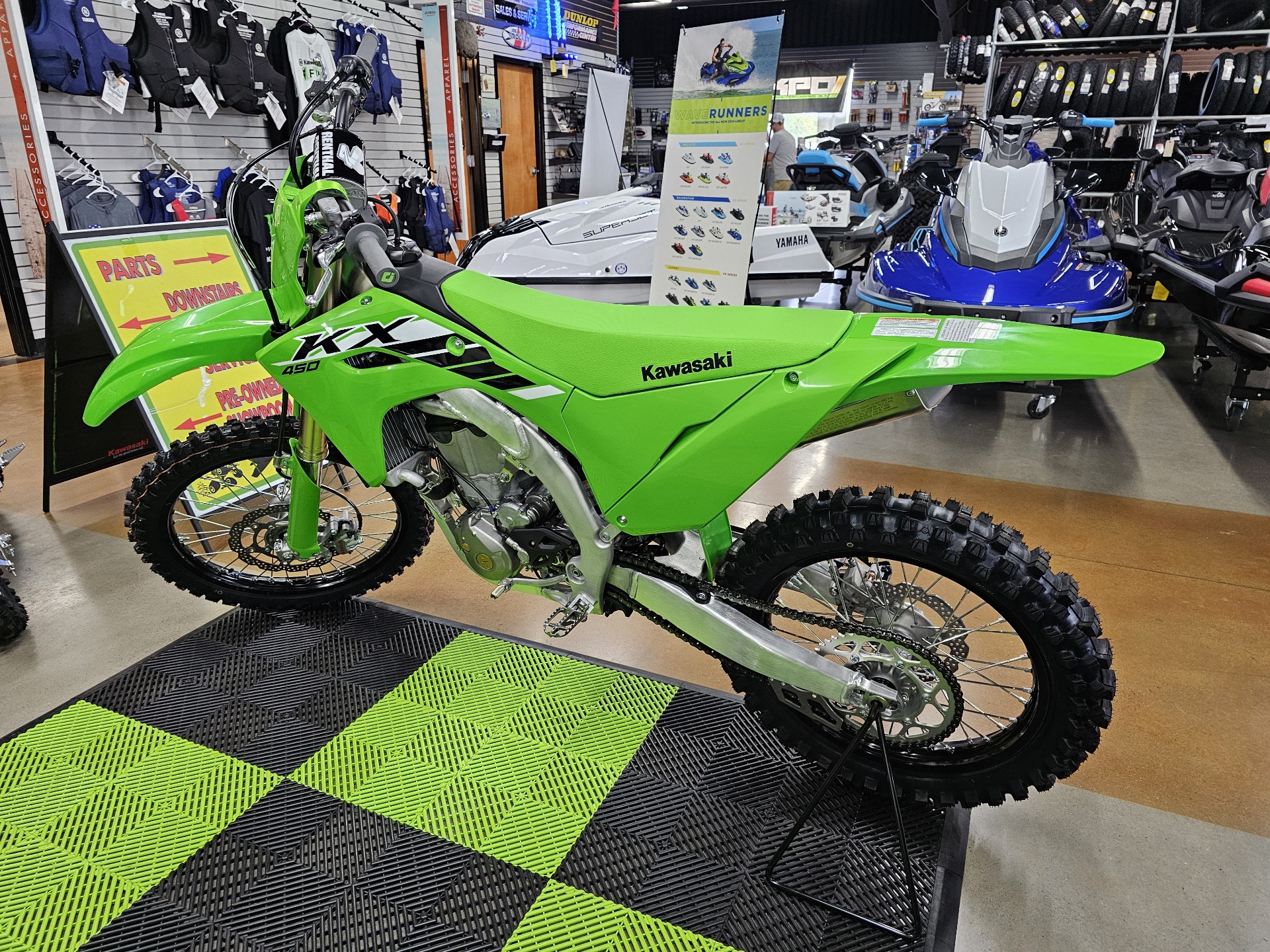 2025 Kawasaki KX 450 in Clinton, Tennessee - Photo 4