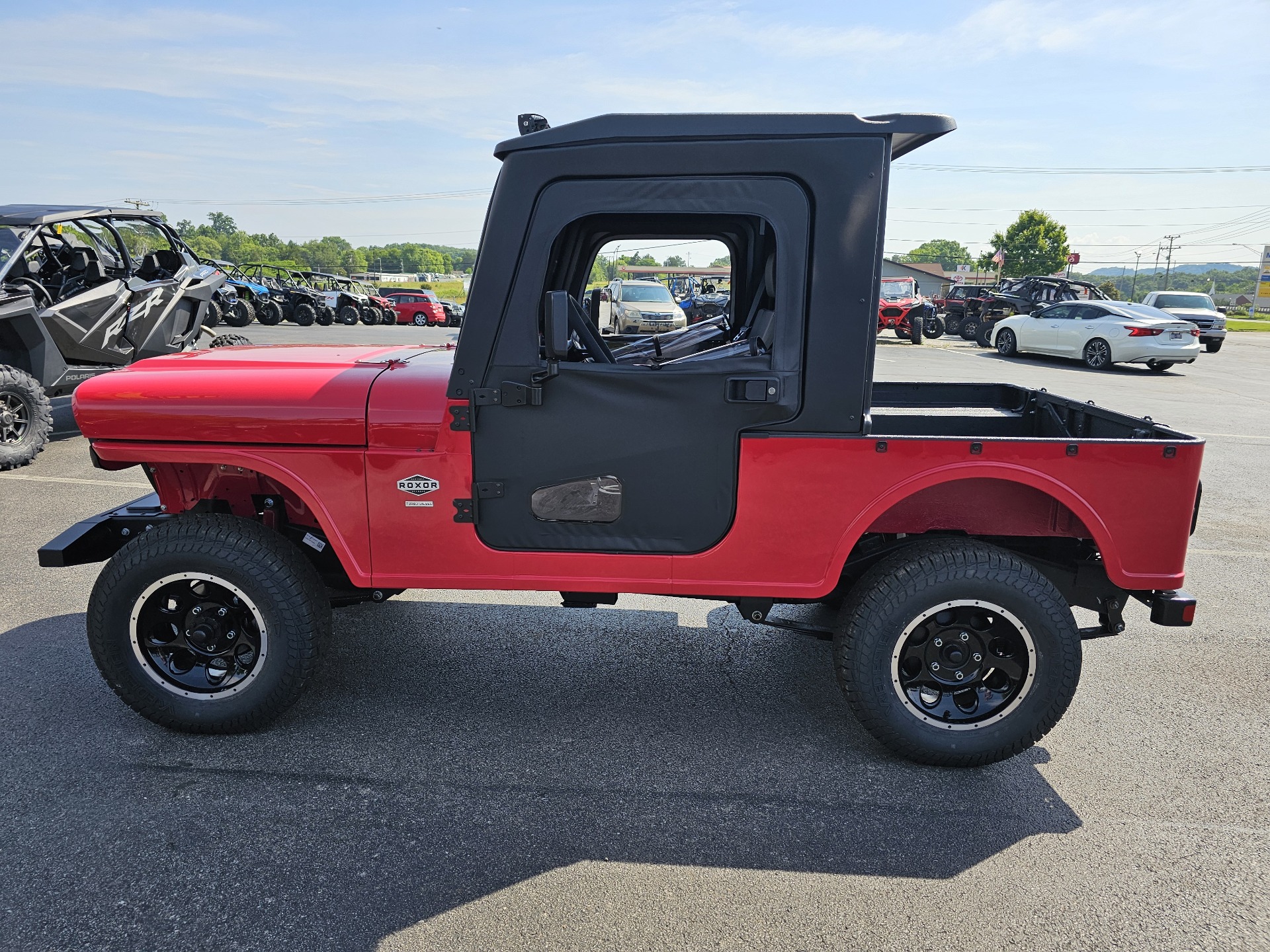 2024 Mahindra Roxor HD All-Weather Model in Clinton, Tennessee - Photo 8