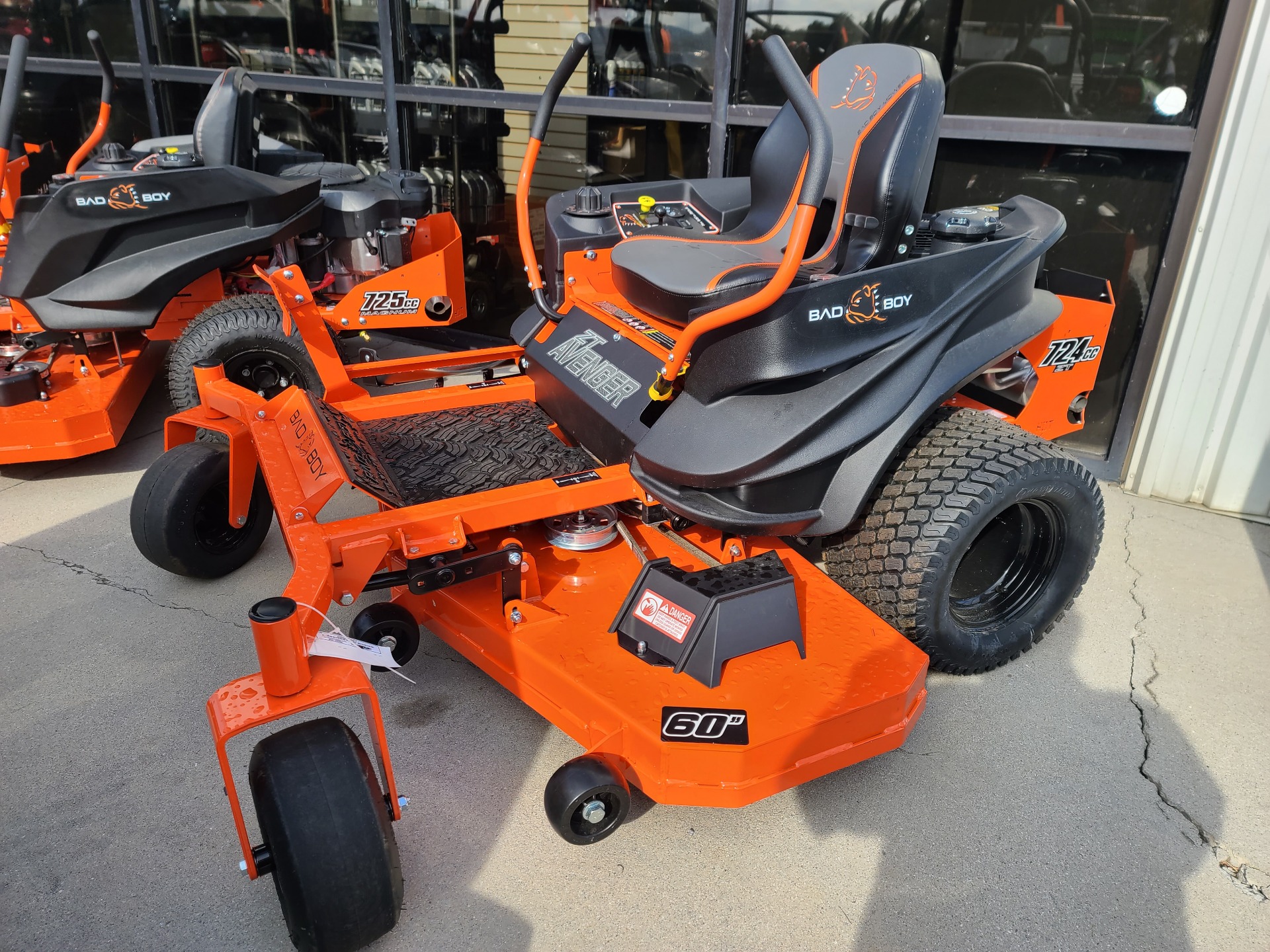 2022 Bad Boy Mowers ZT Avenger 60 in. Briggs CXI25 25 hp in Clinton, Tennessee - Photo 2
